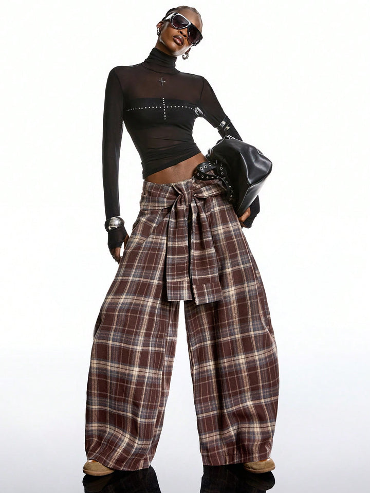 Pantaloni SHEIN, maro