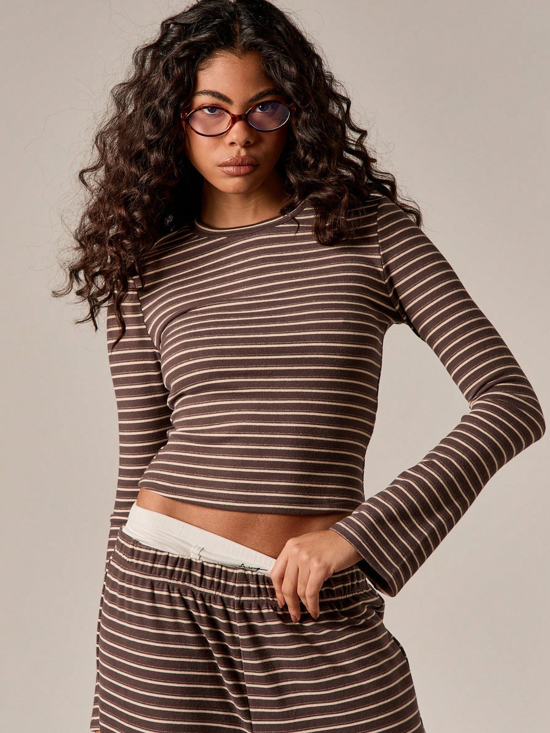 Tricou SHEIN, maro
