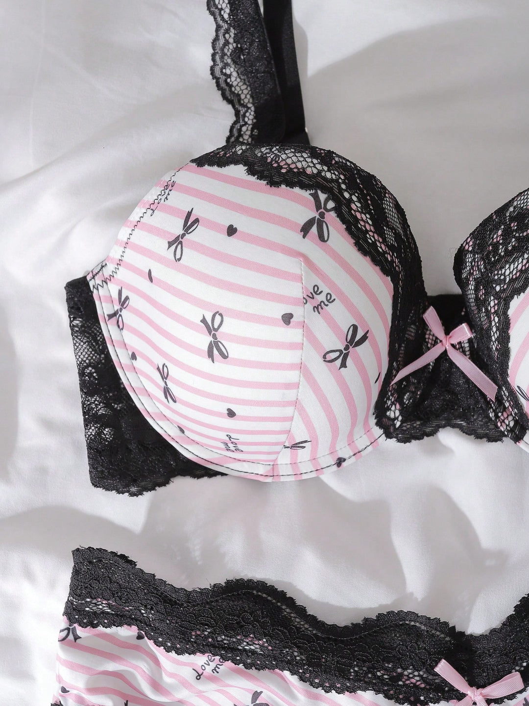 Set lenjerie intimă SHEIN, mix culori