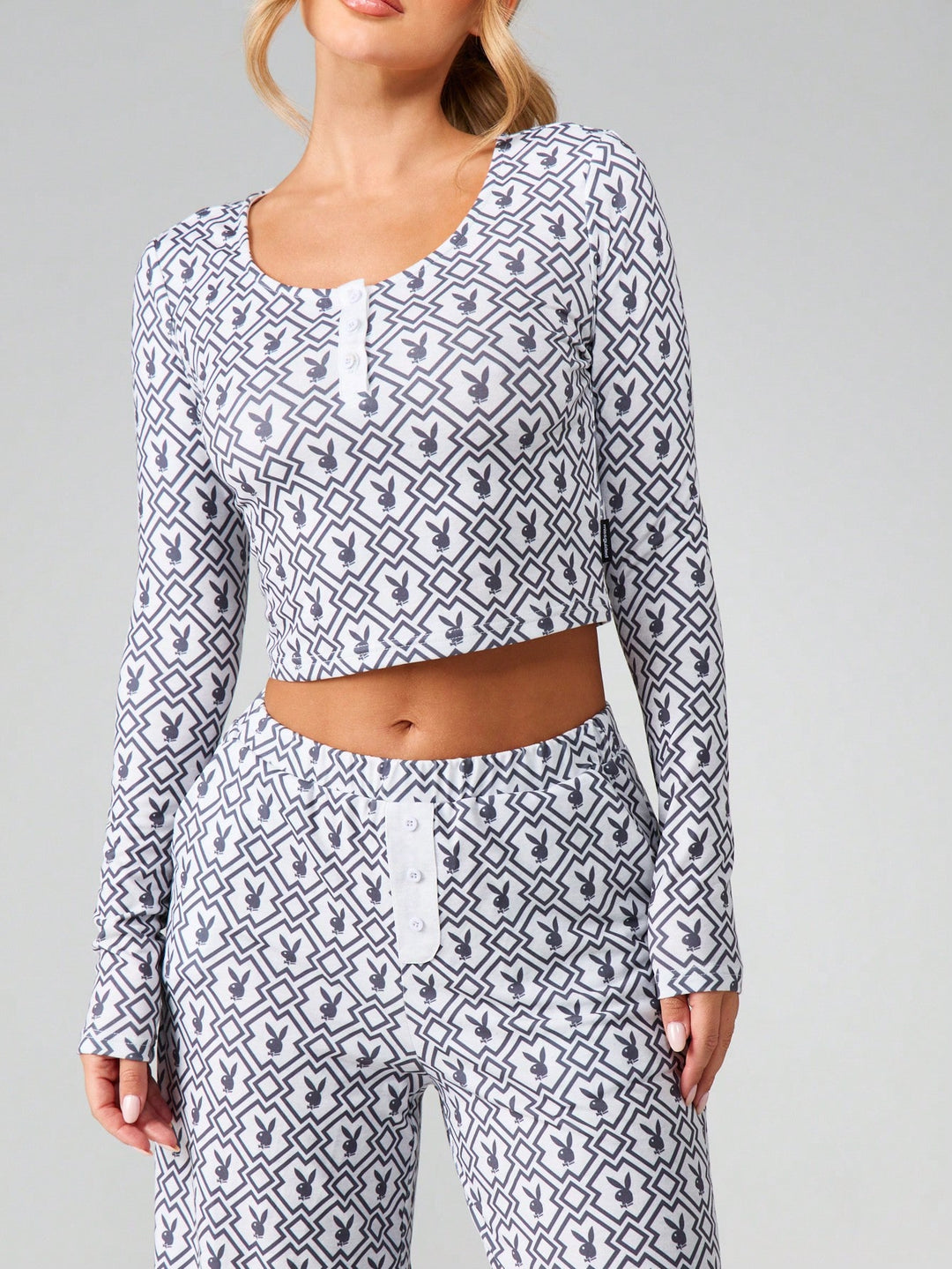 Compleu pijamale SHEIN, mix culori