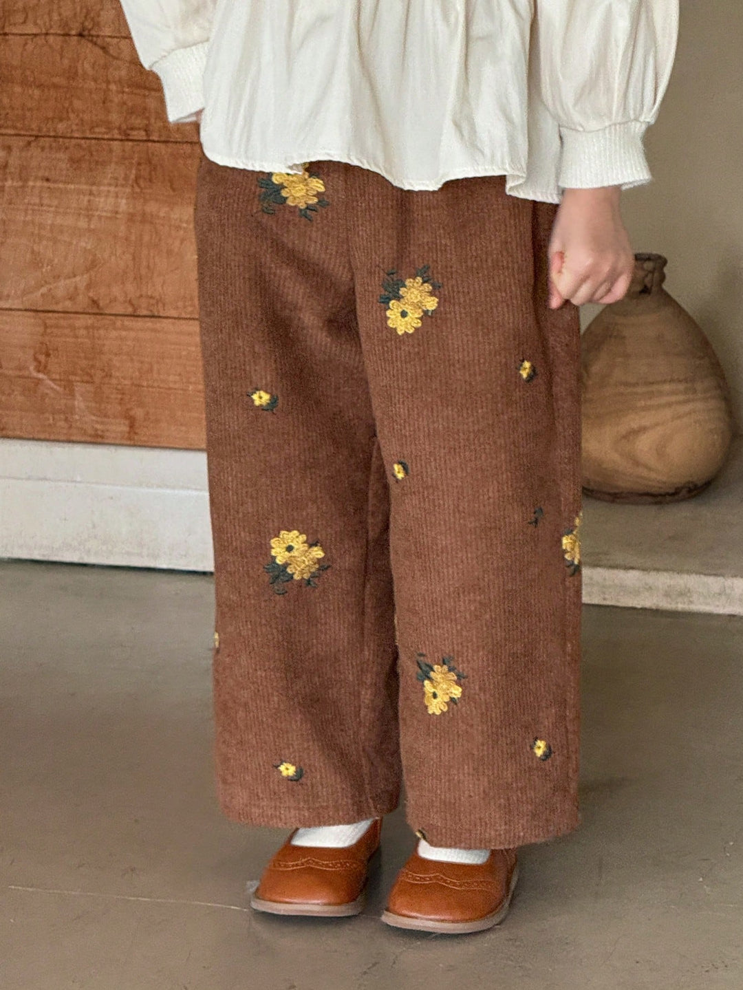 Pantaloni SHEIN, maro