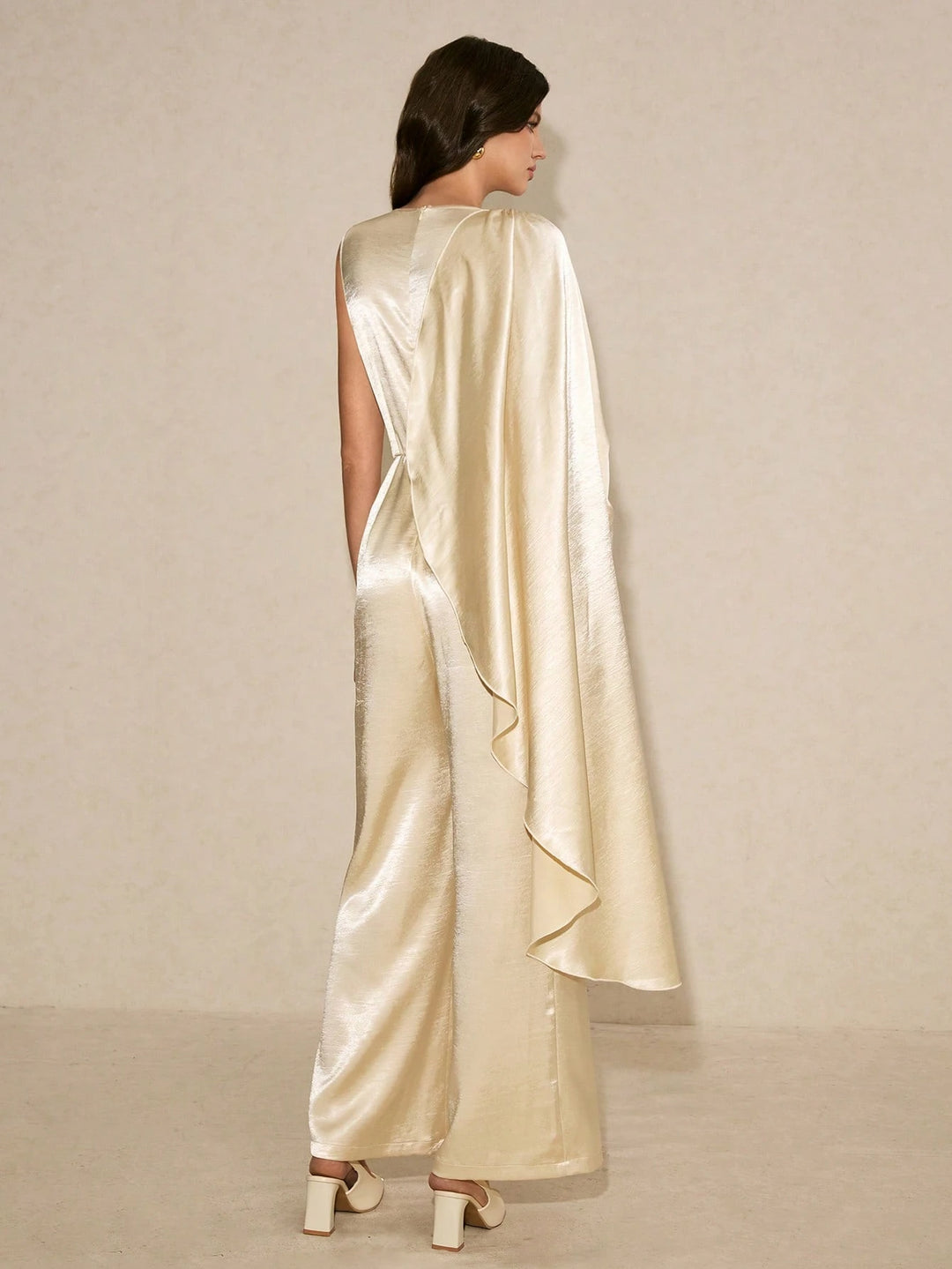SHEIN hosszú jumpsuit, krém