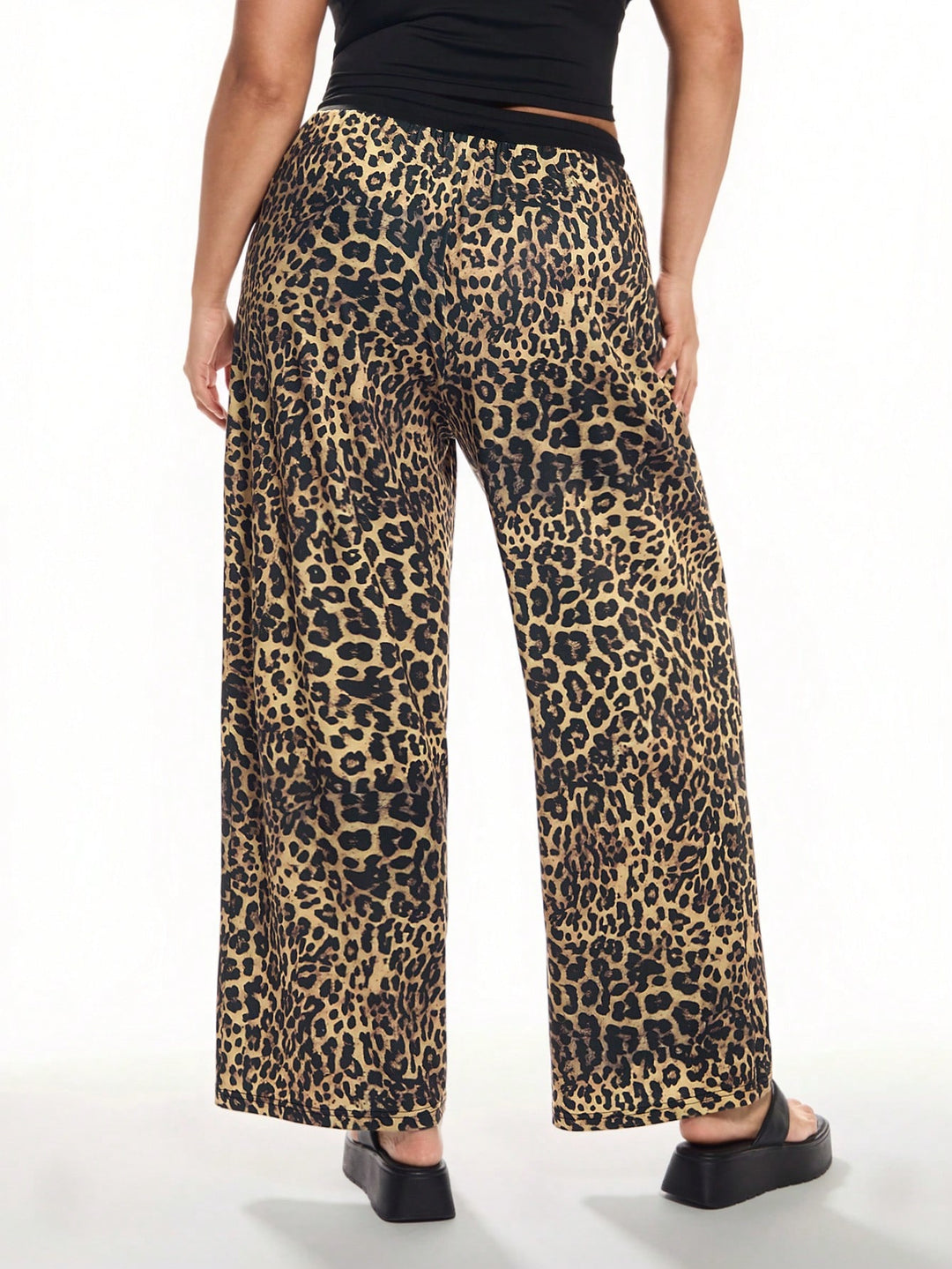 Pantaloni SHEIN, maro