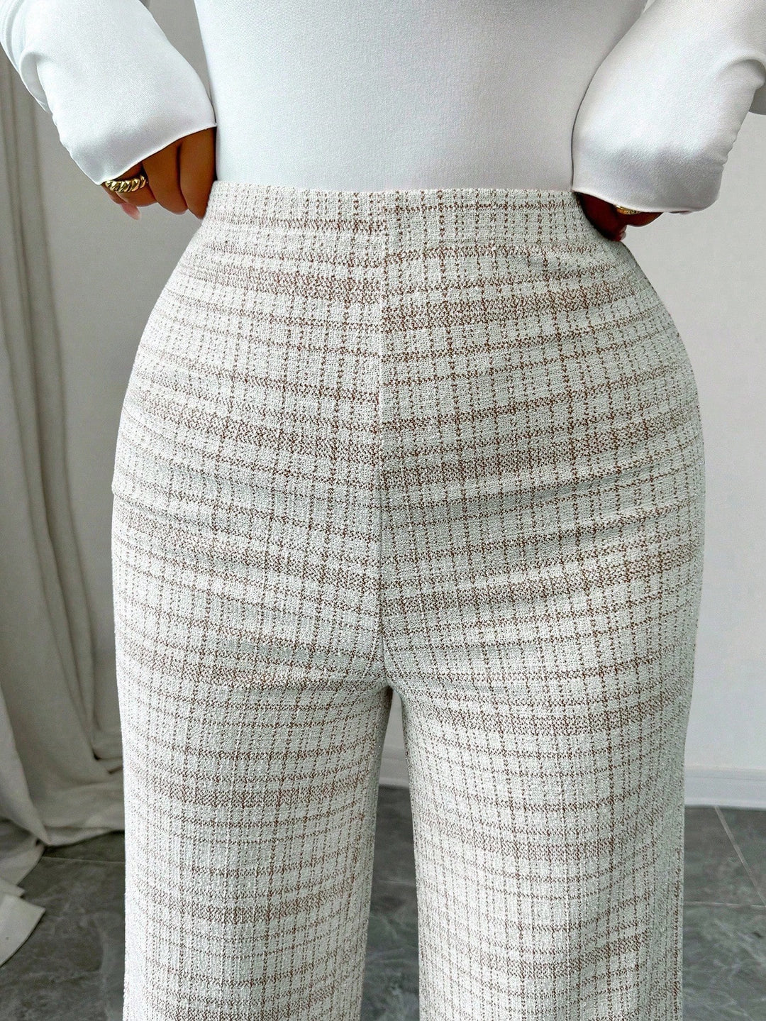 Pantaloni SHEIN, maro