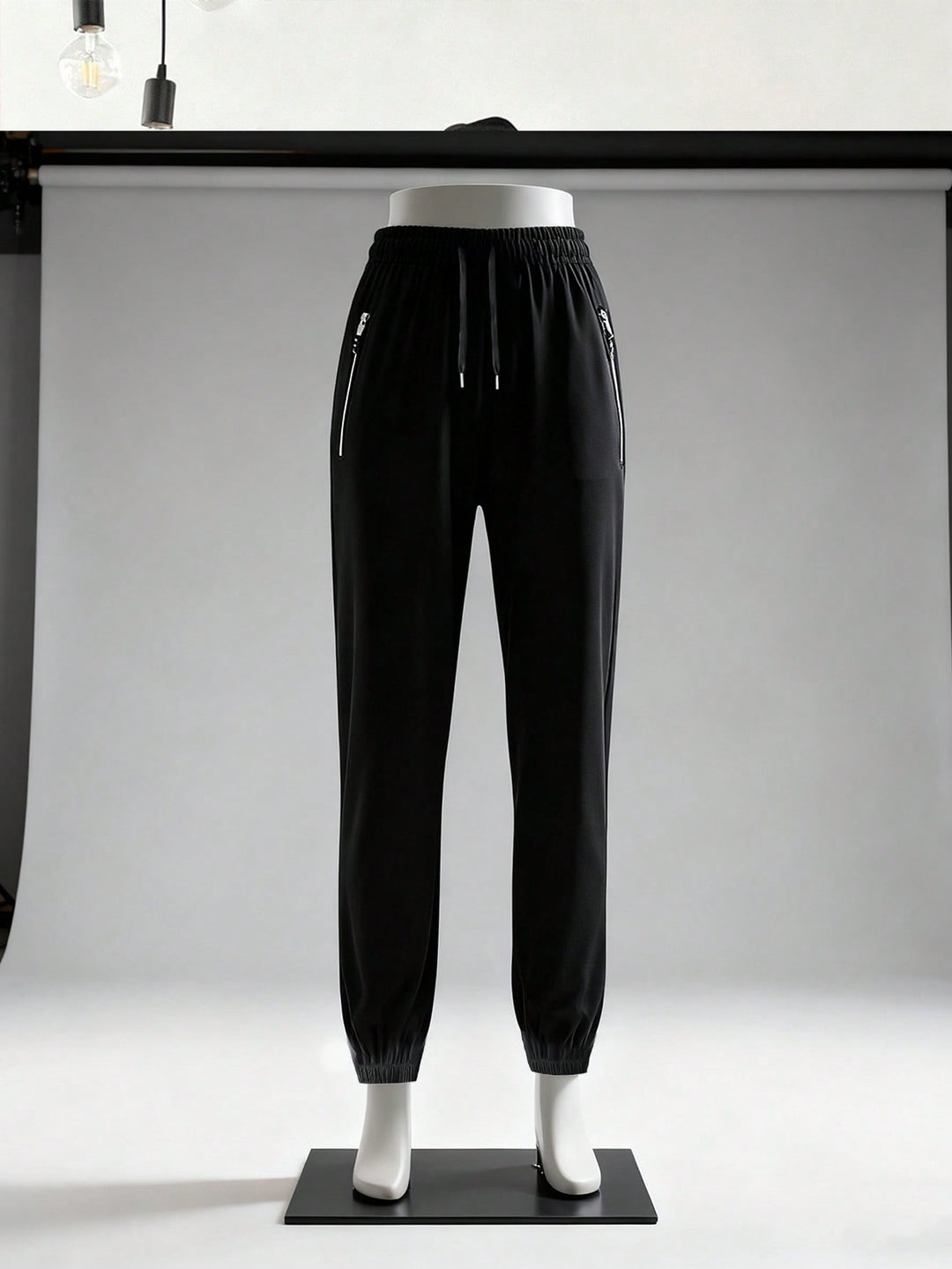 Pantaloni SHEIN, negru