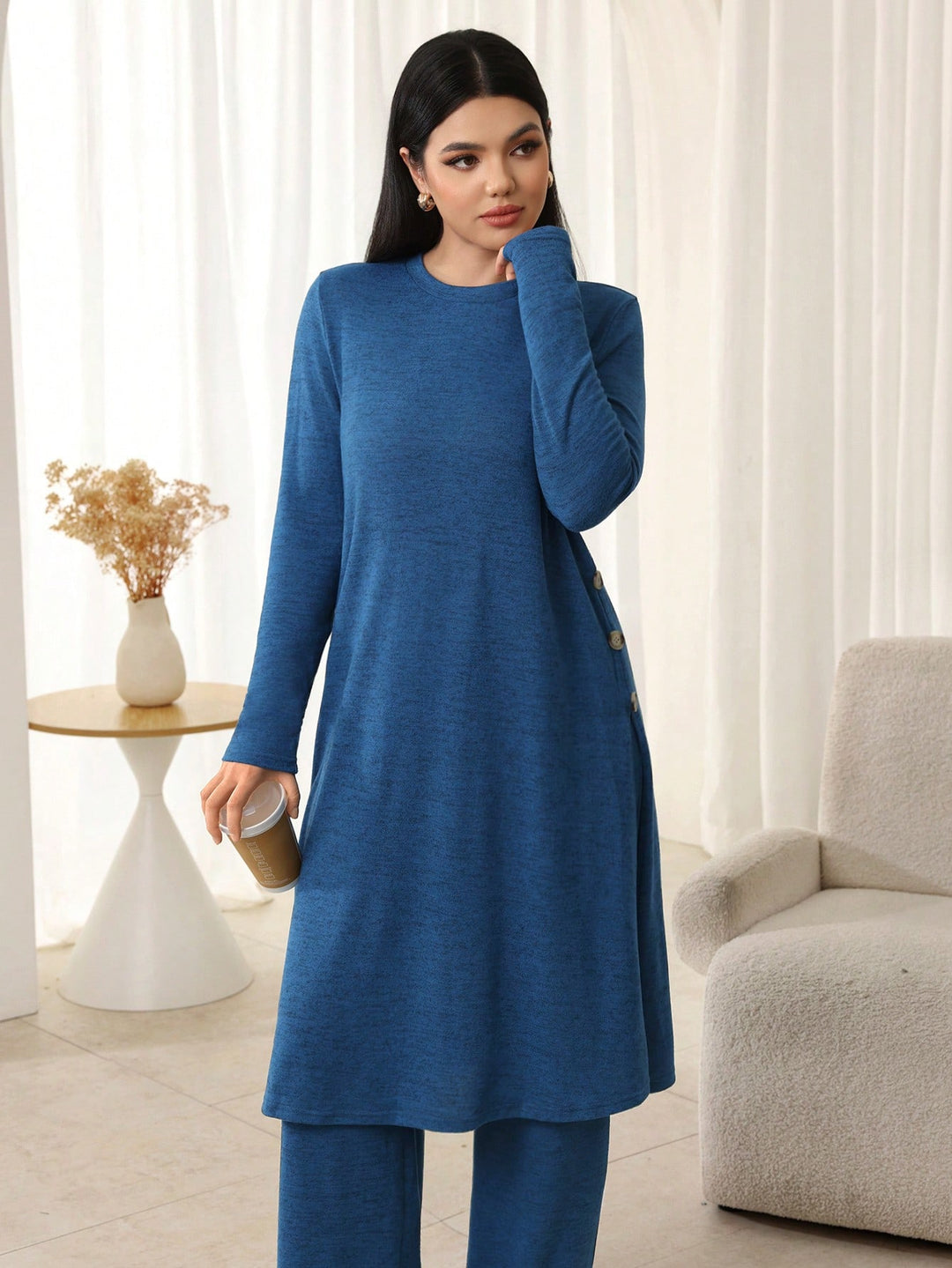 SHEIN együttes, kék