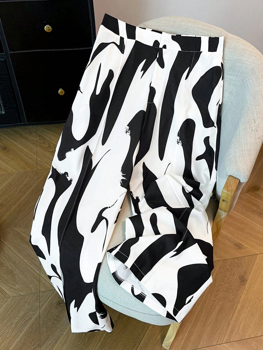 Pantaloni SHEIN