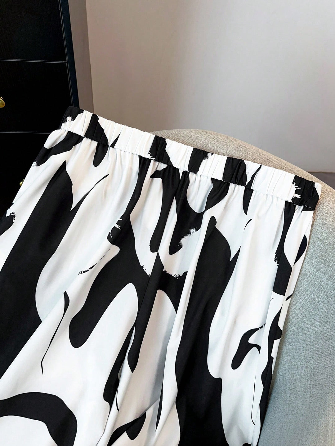 Pantaloni SHEIN