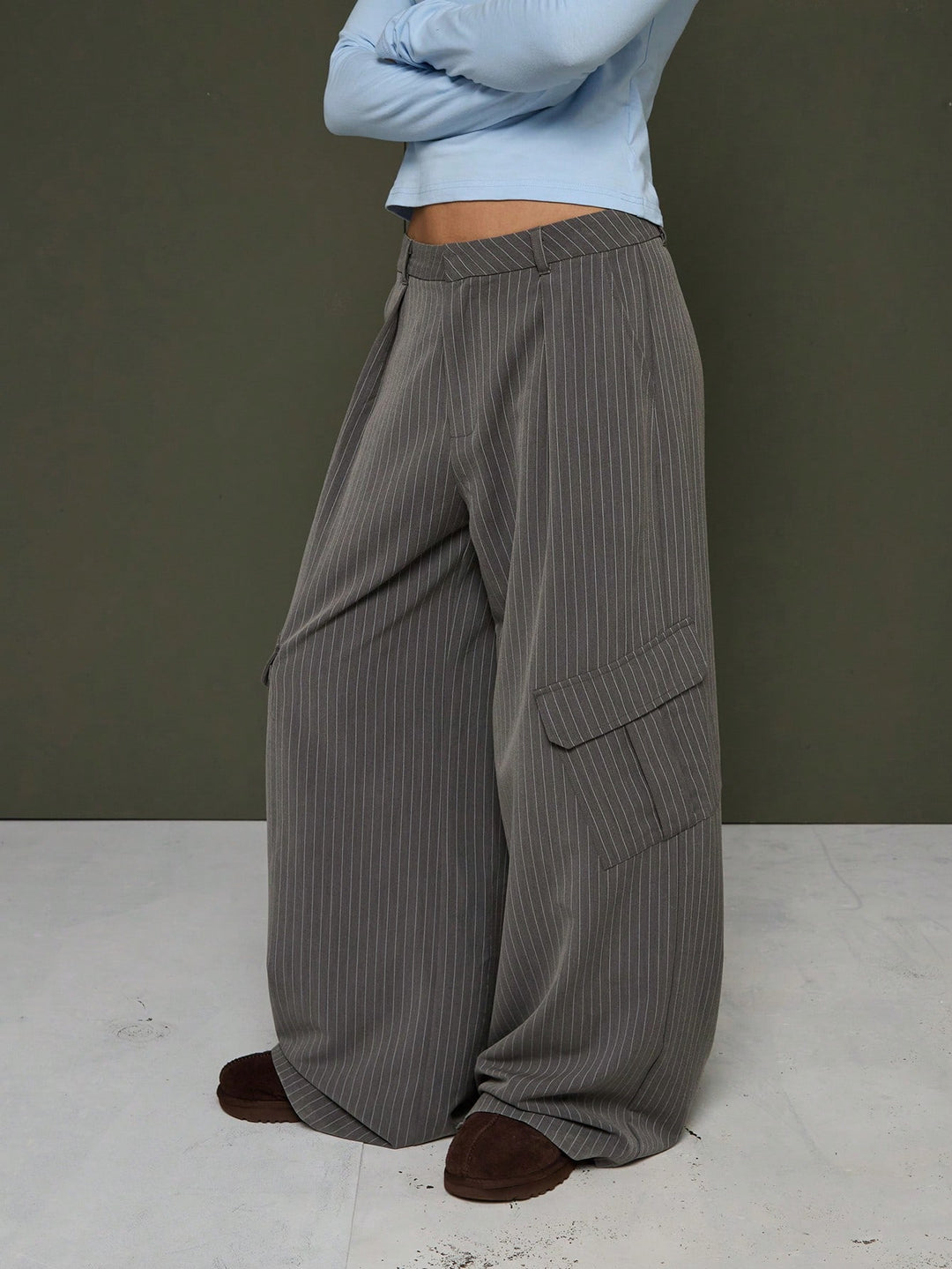 Pantaloni SHEIN, gri