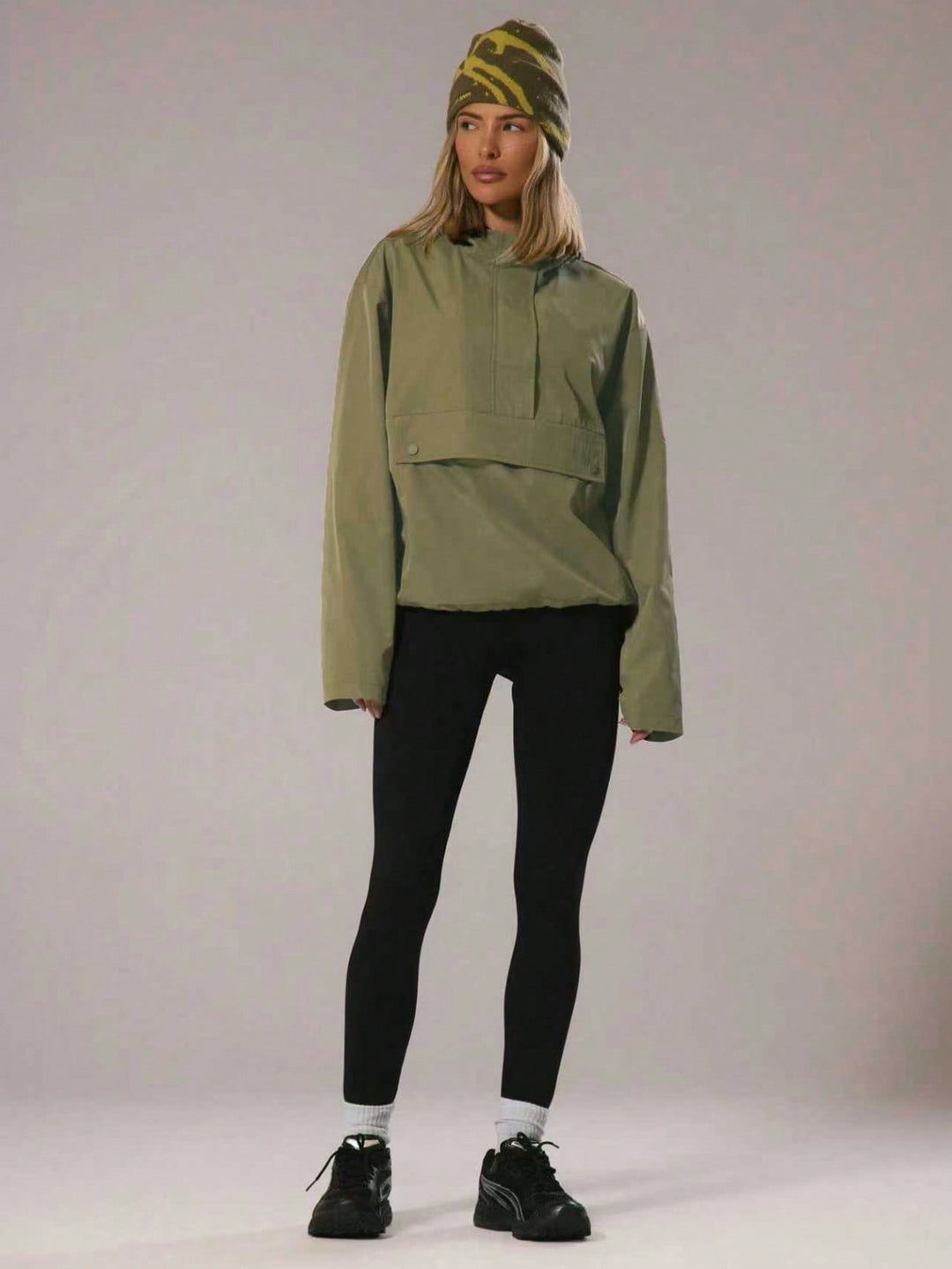 SHEIN sportdzseki, zöld