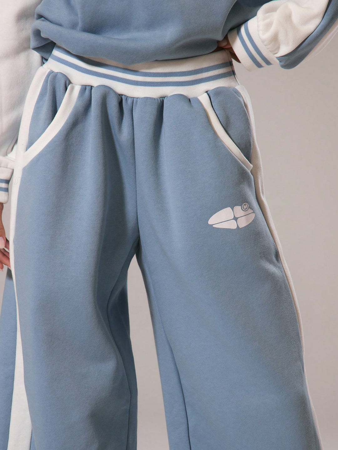 Pantaloni SHEIN, mix culori