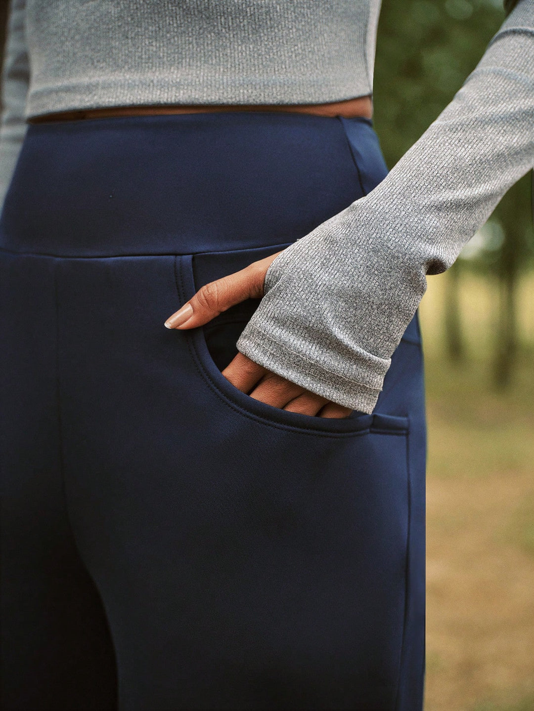 Pantaloni SHEIN, albstru