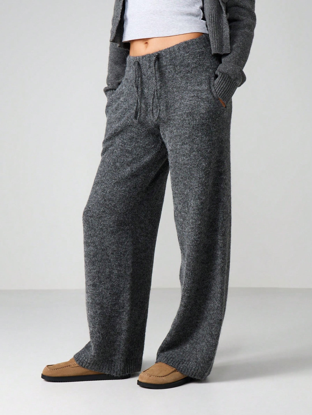 Pantaloni SHEIN, gri