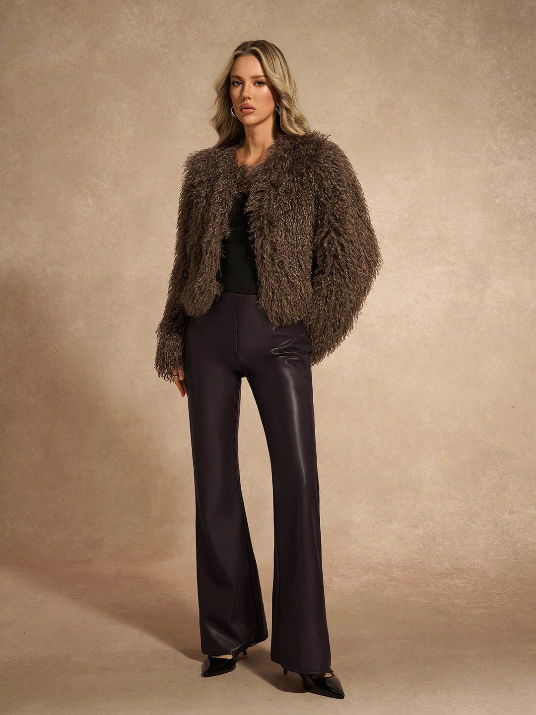 Pantaloni SHEIN, maro