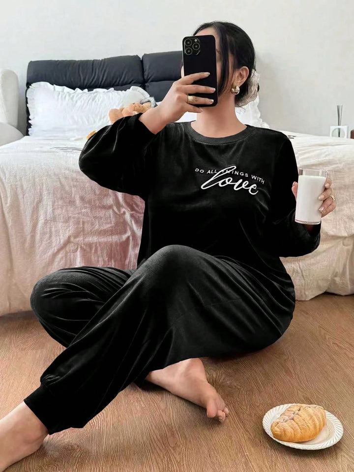 Compleu pijamale SHEIN, negru