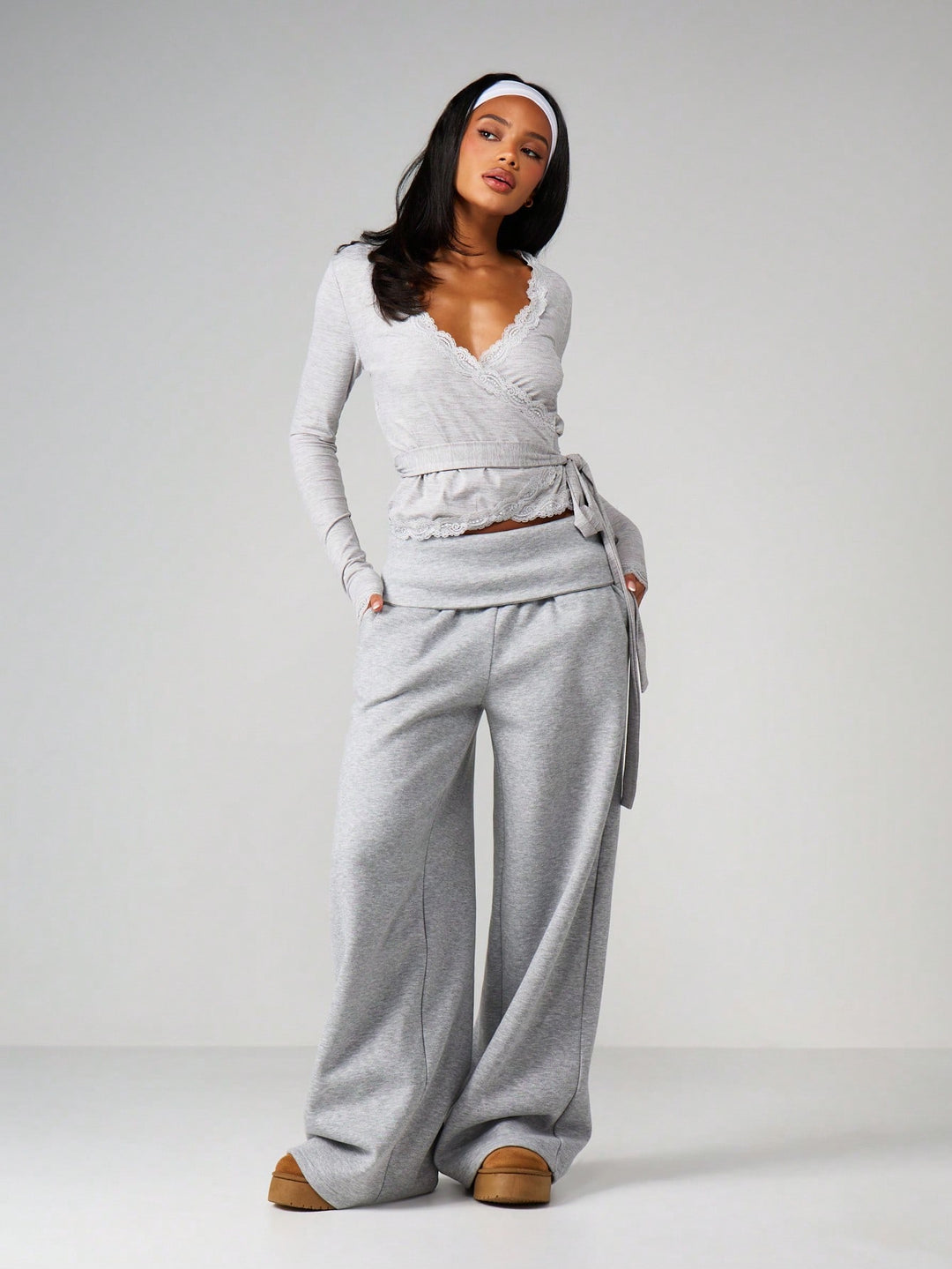 Pantaloni SHEIN, gri
