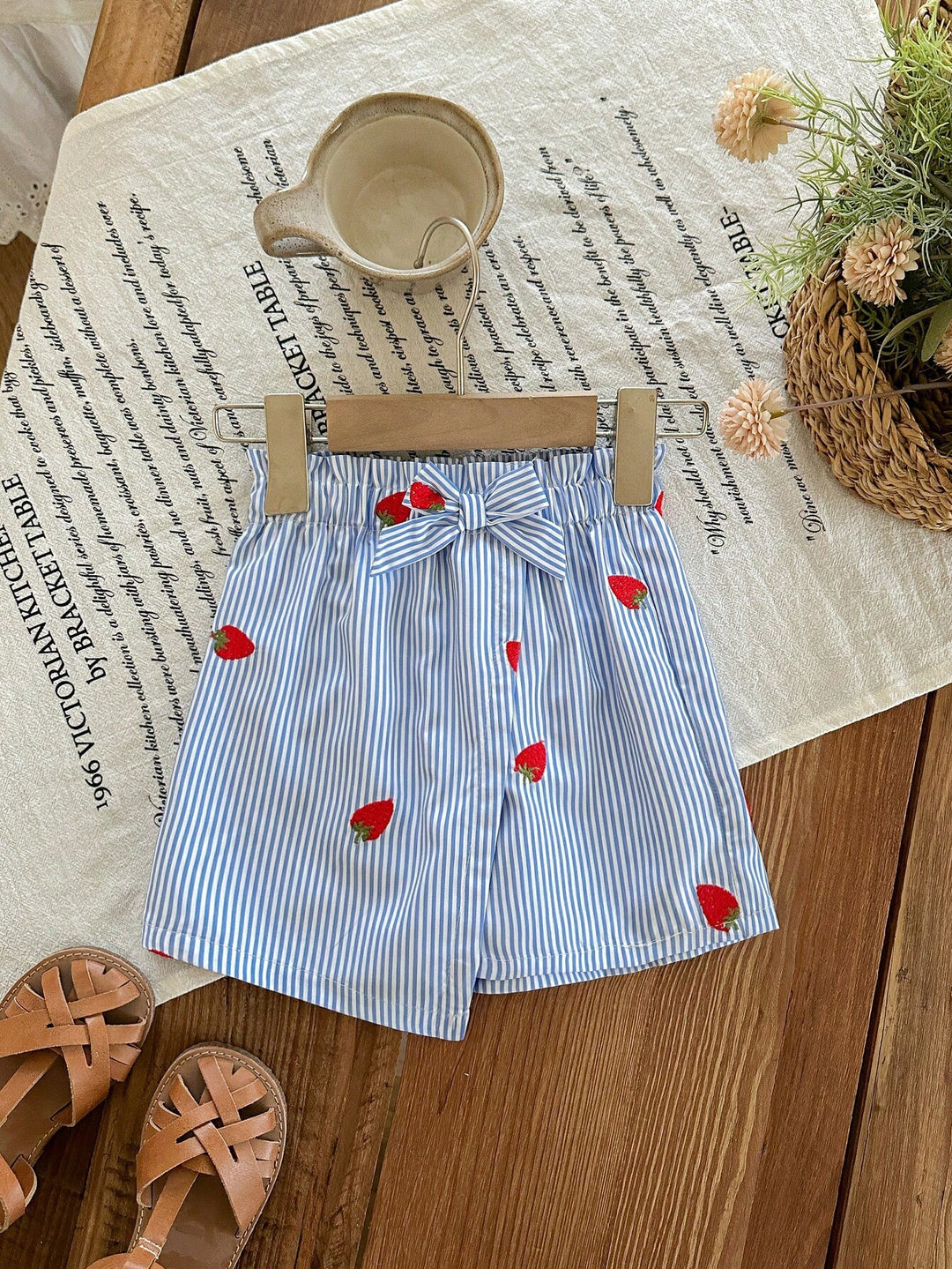 Pantaloni SHEIN, mix culori