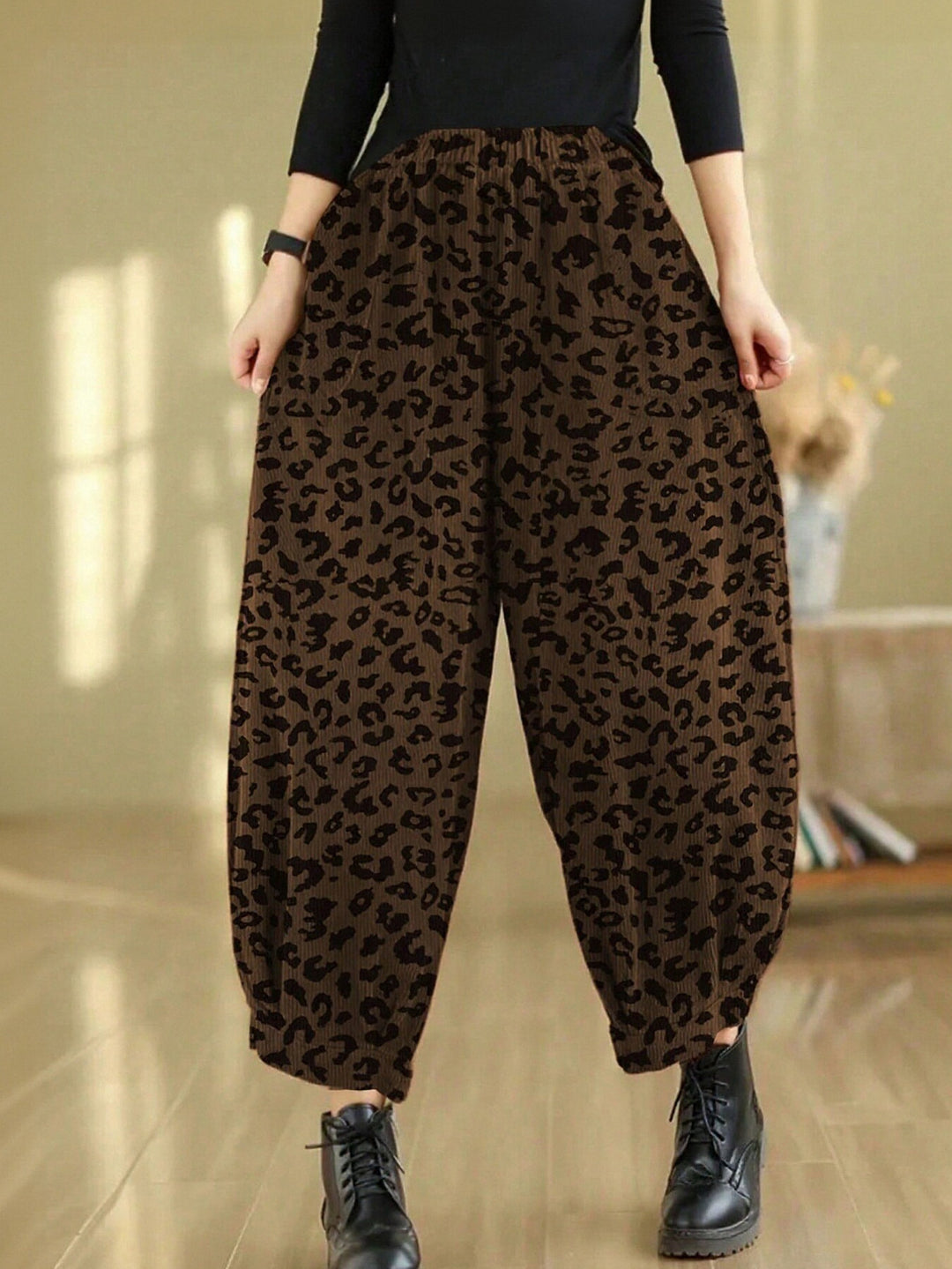 Pantaloni SHEIN
