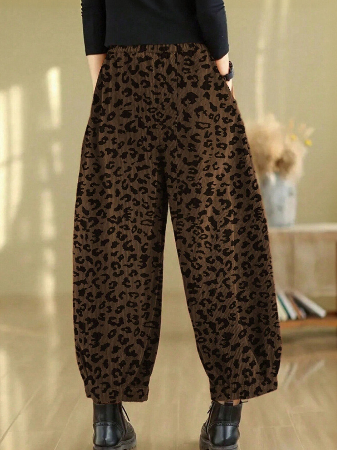 Pantaloni SHEIN