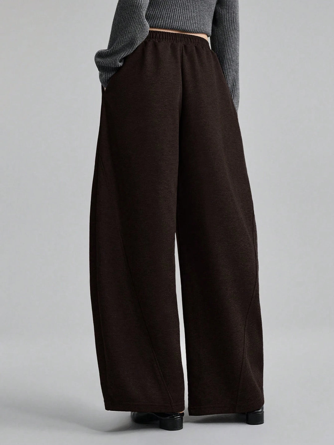 Pantaloni SHEIN, maro