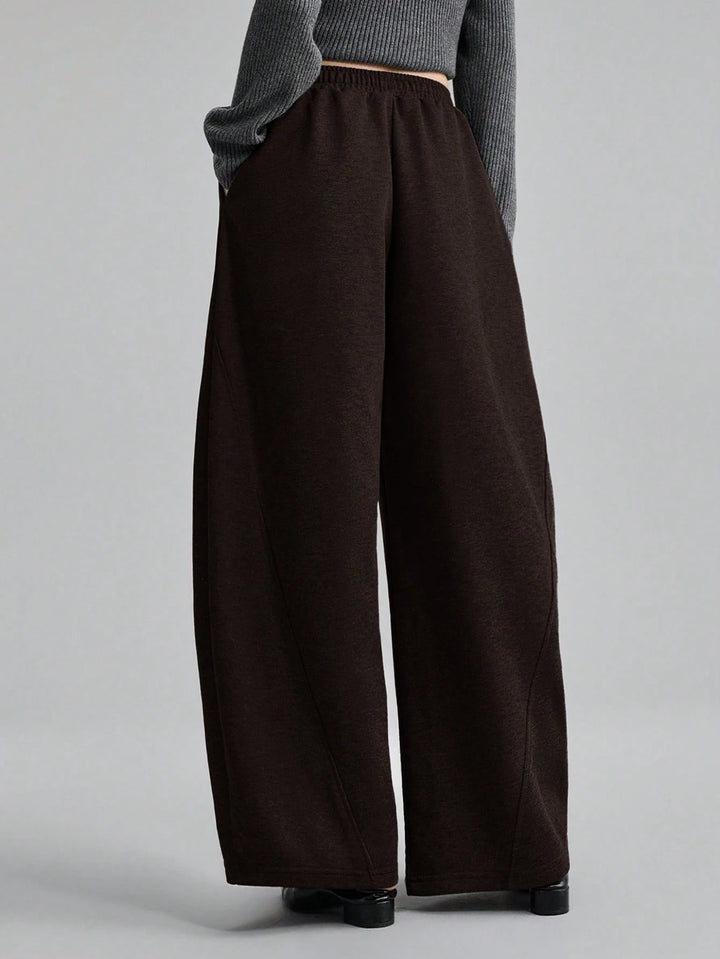Pantaloni SHEIN, maro