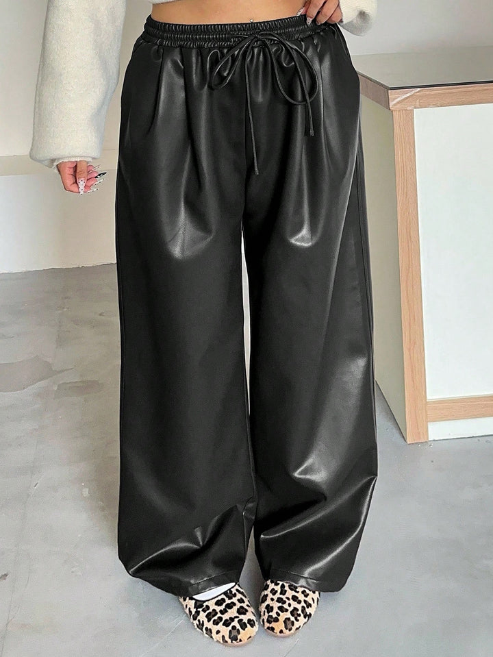 Pantaloni SHEIN, negru