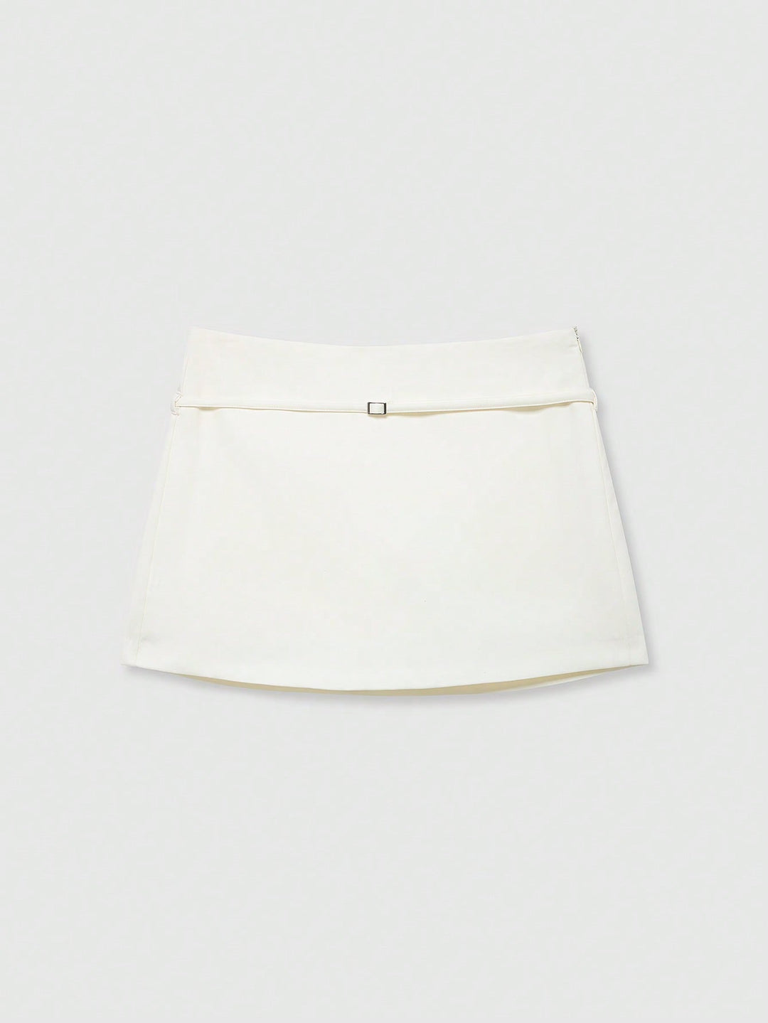 Pantaloni scurți SHEIN, bej