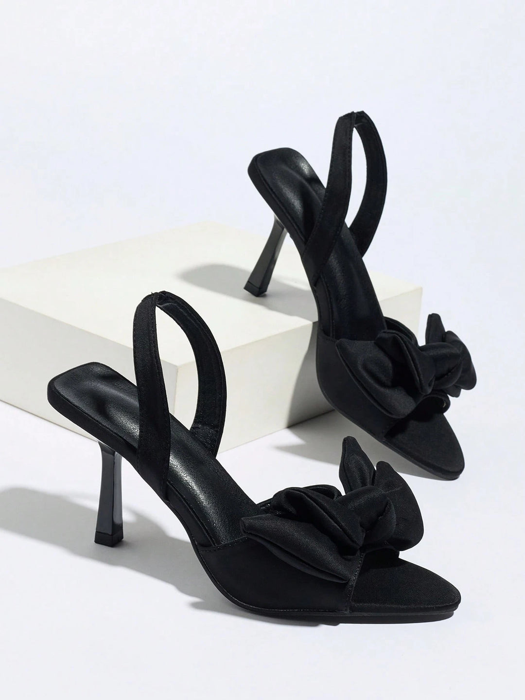 Pantofi cu toc SHEIN, negru