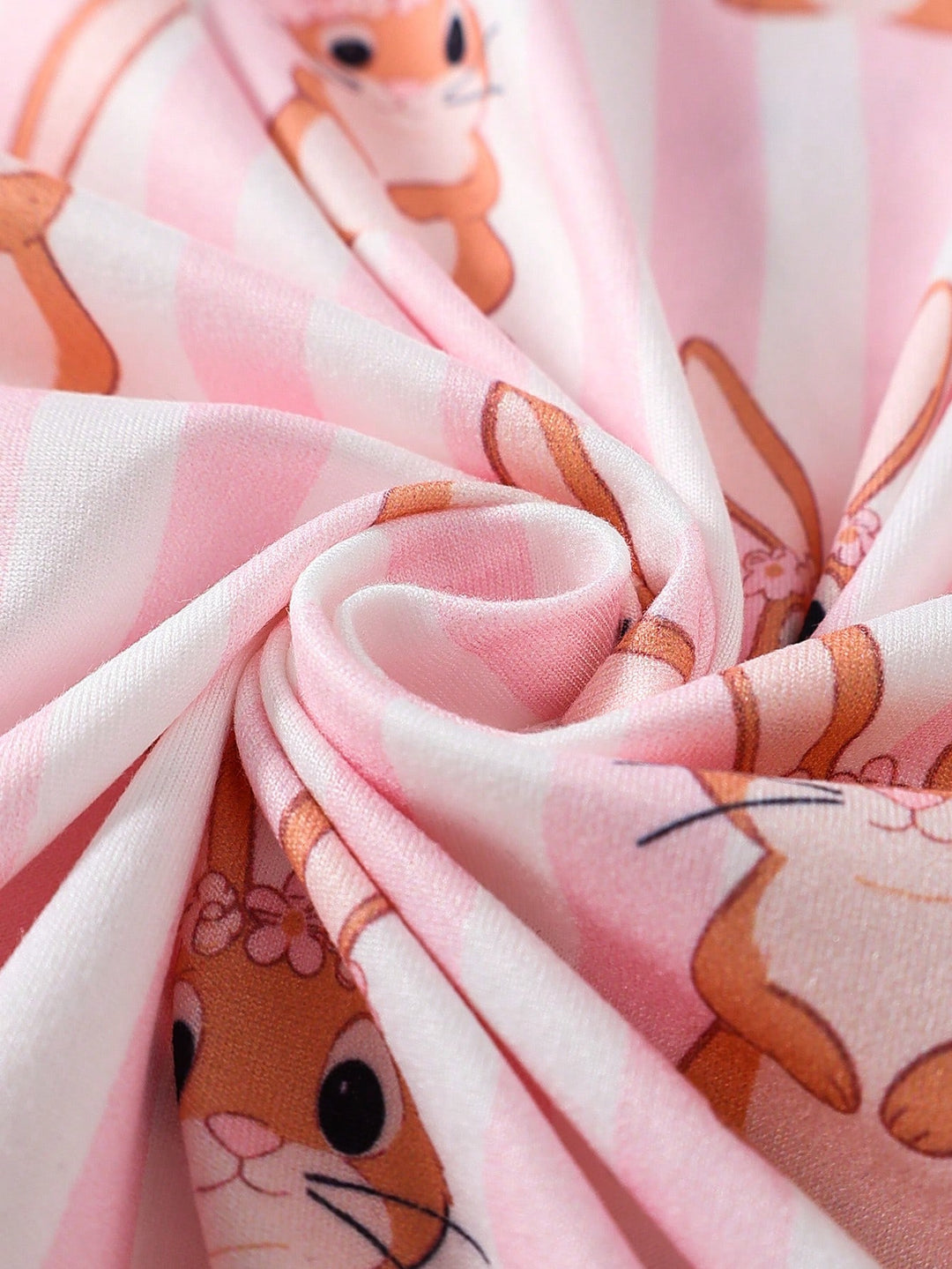 Pijama SHEIN, mix culori