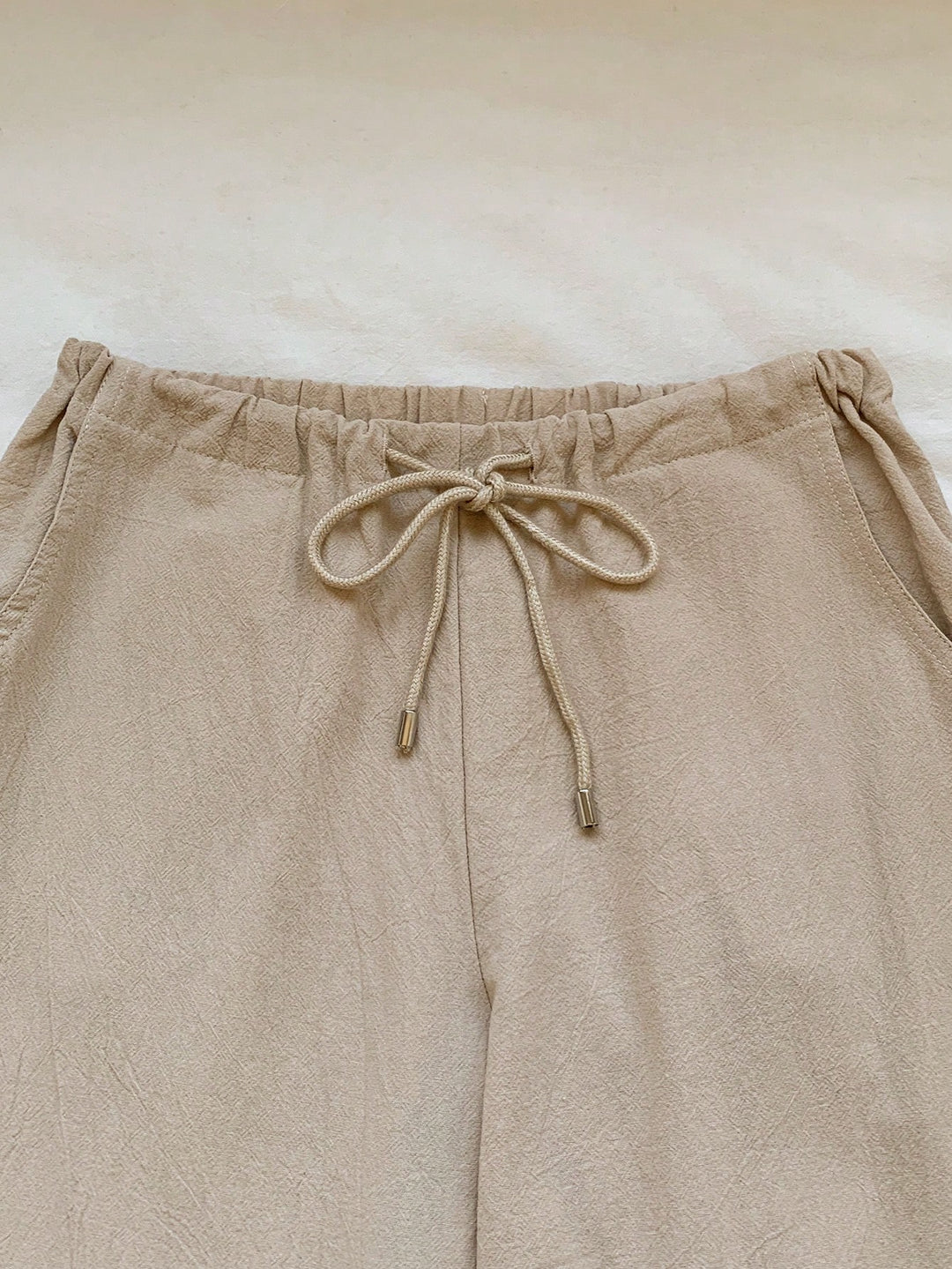 Pantaloni SHEIN, crem
