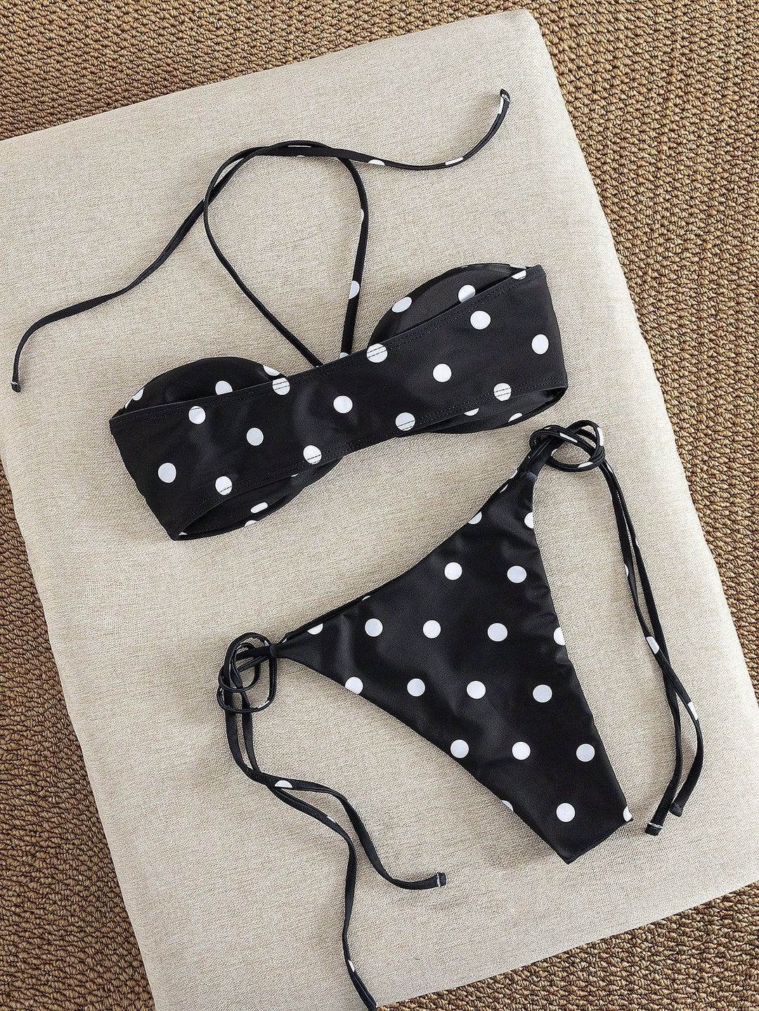Set bikini SHEIN, mix culori