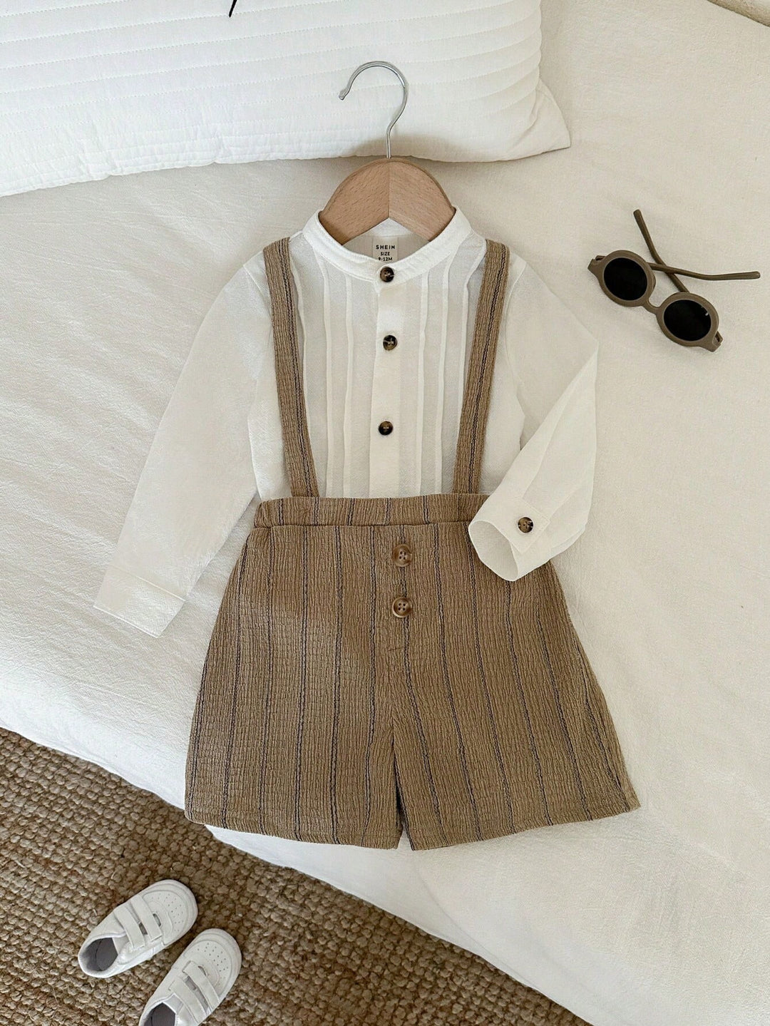 Costum SHEIN, kaki