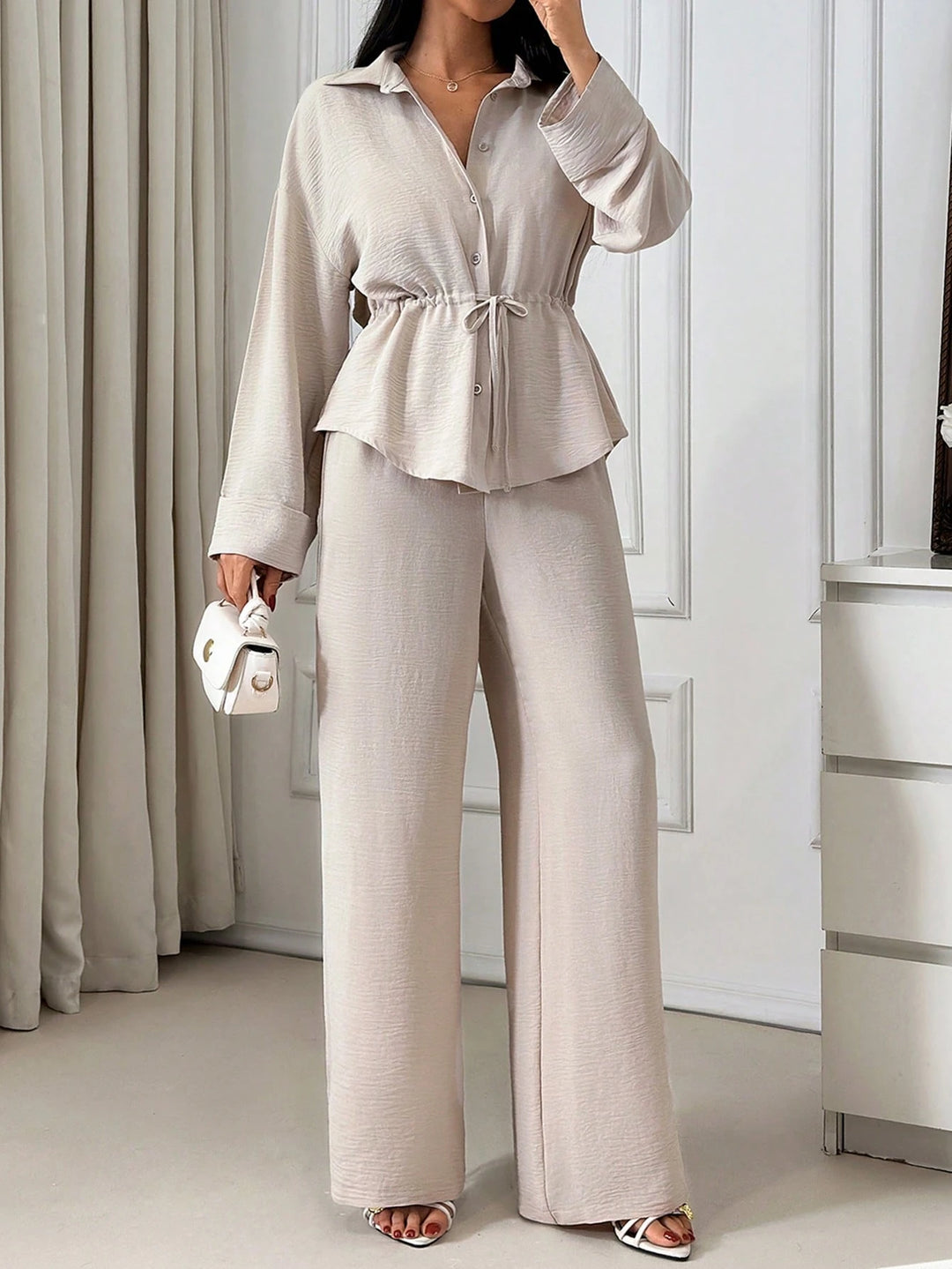 SHEIN együttes, bézs