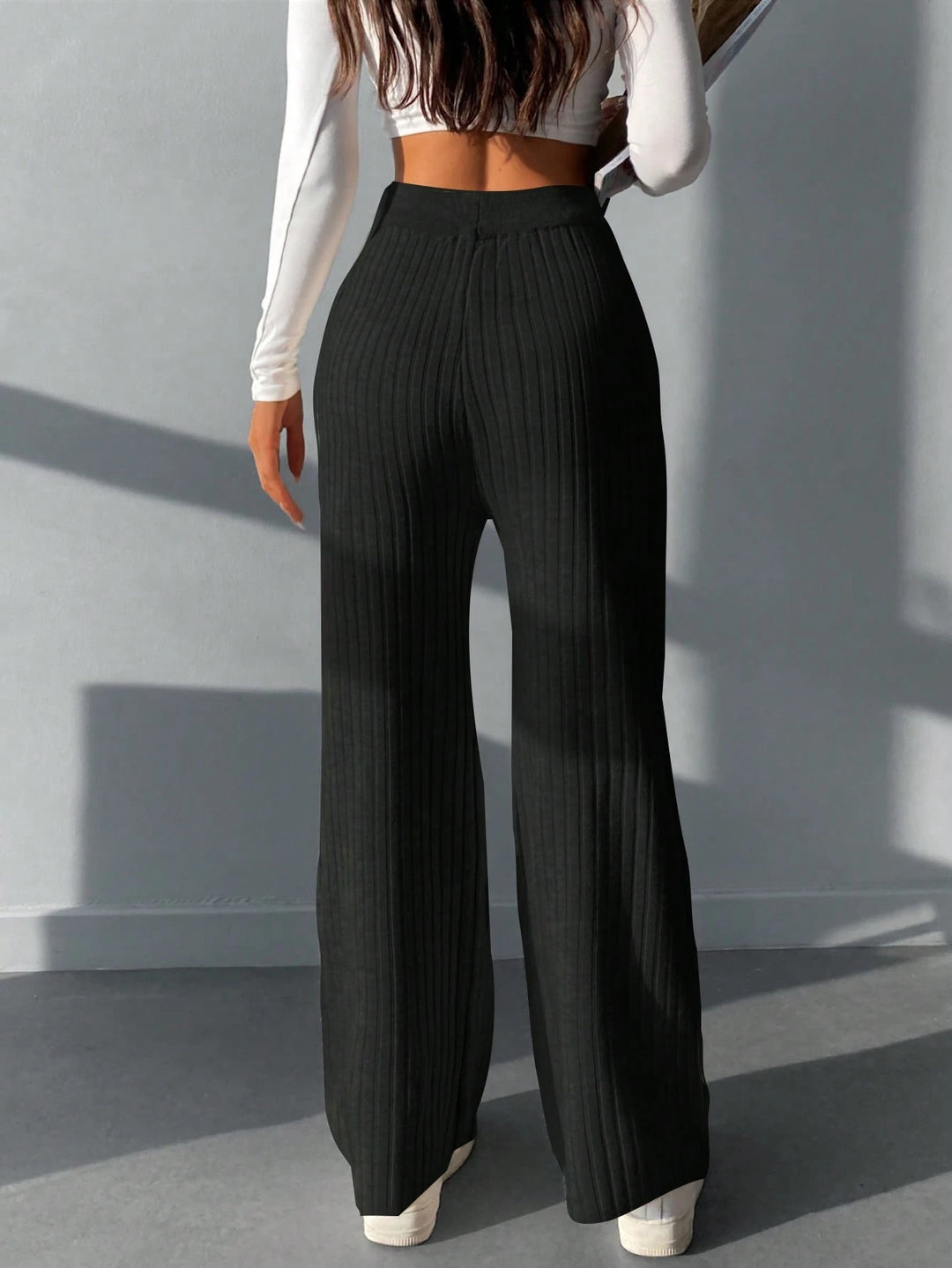 Pantaloni SHEIN, negru