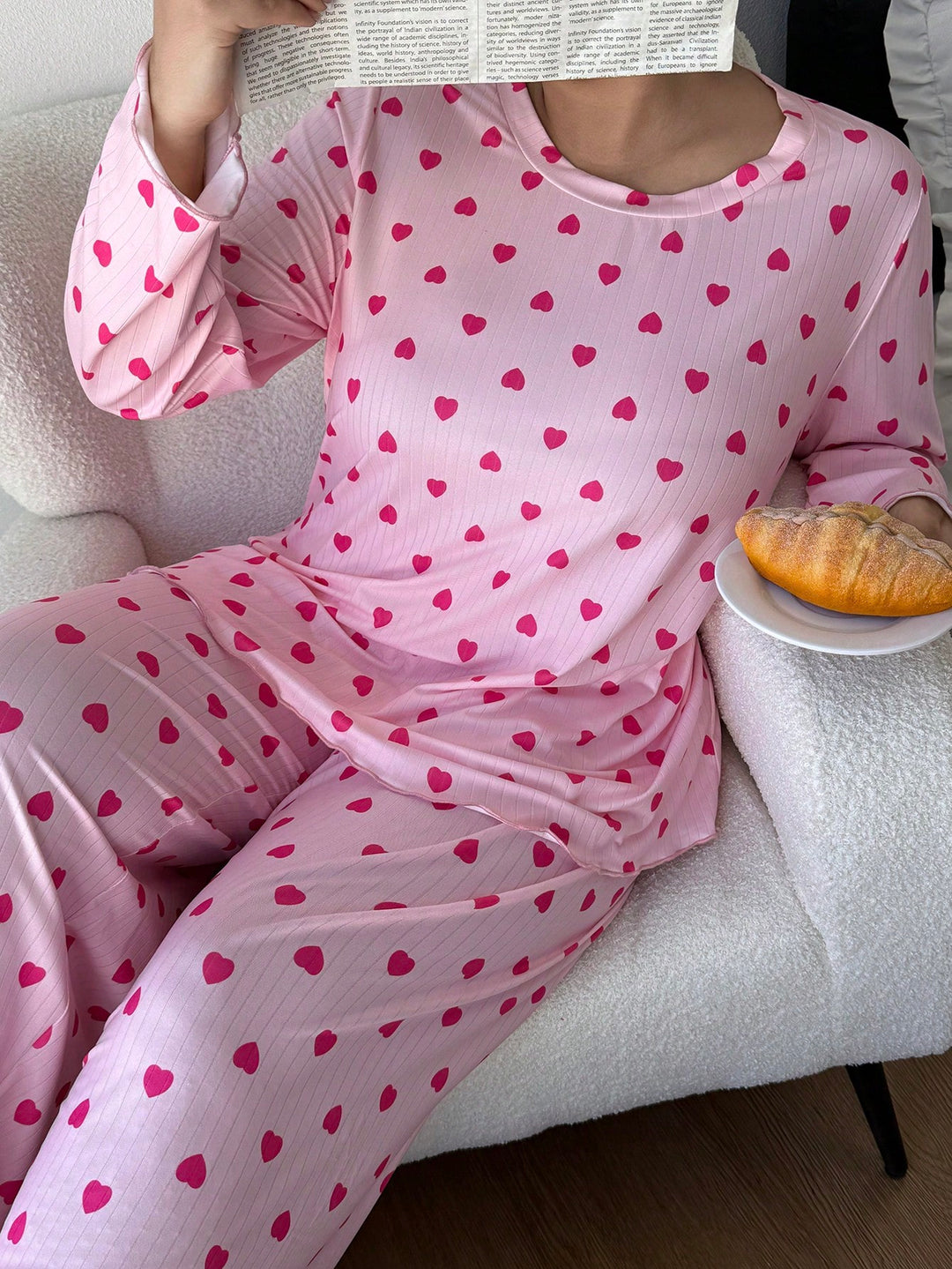 Set pijamale SHEIN, roz
