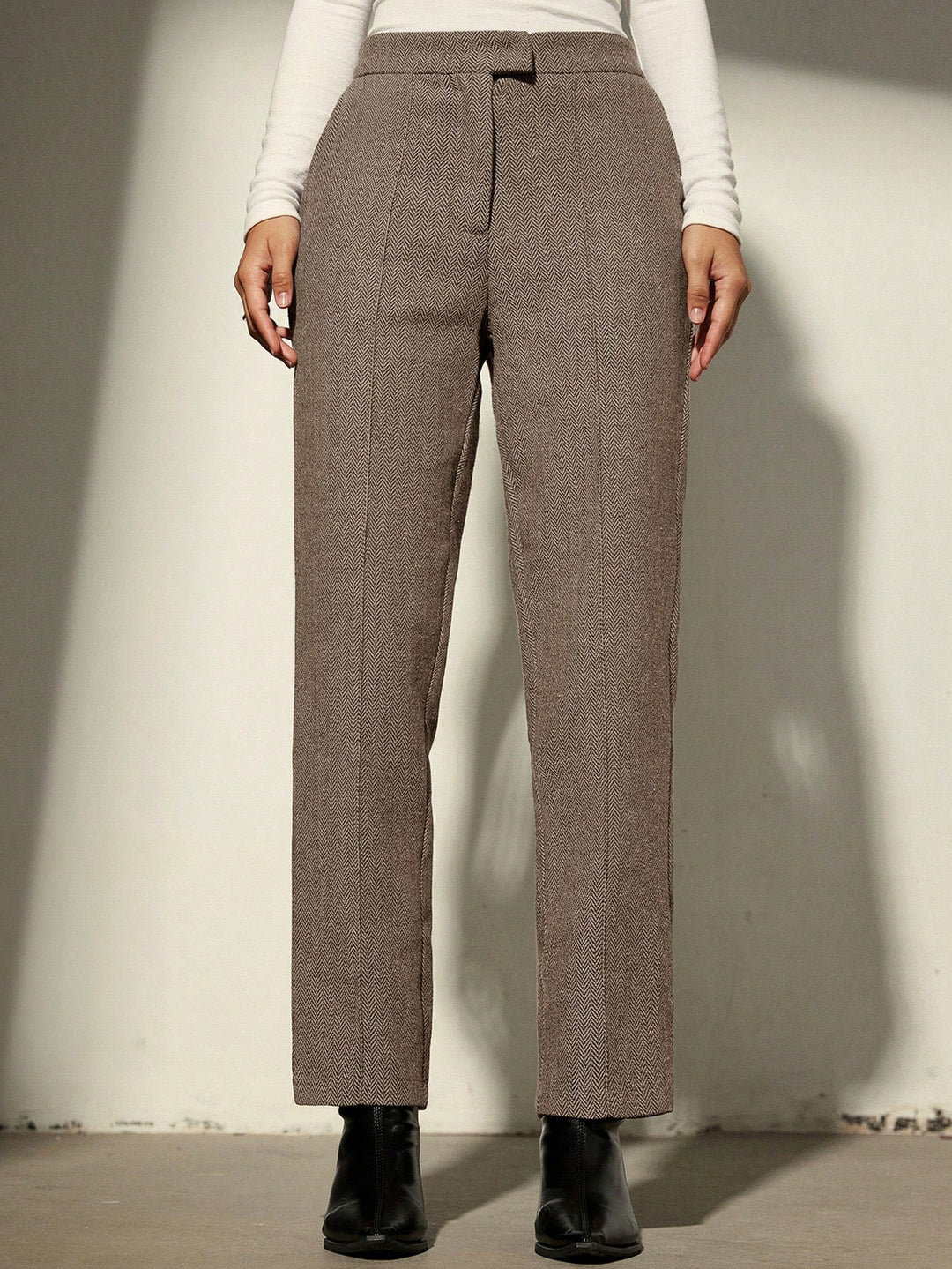 Pantaloni SHEIN, kaki