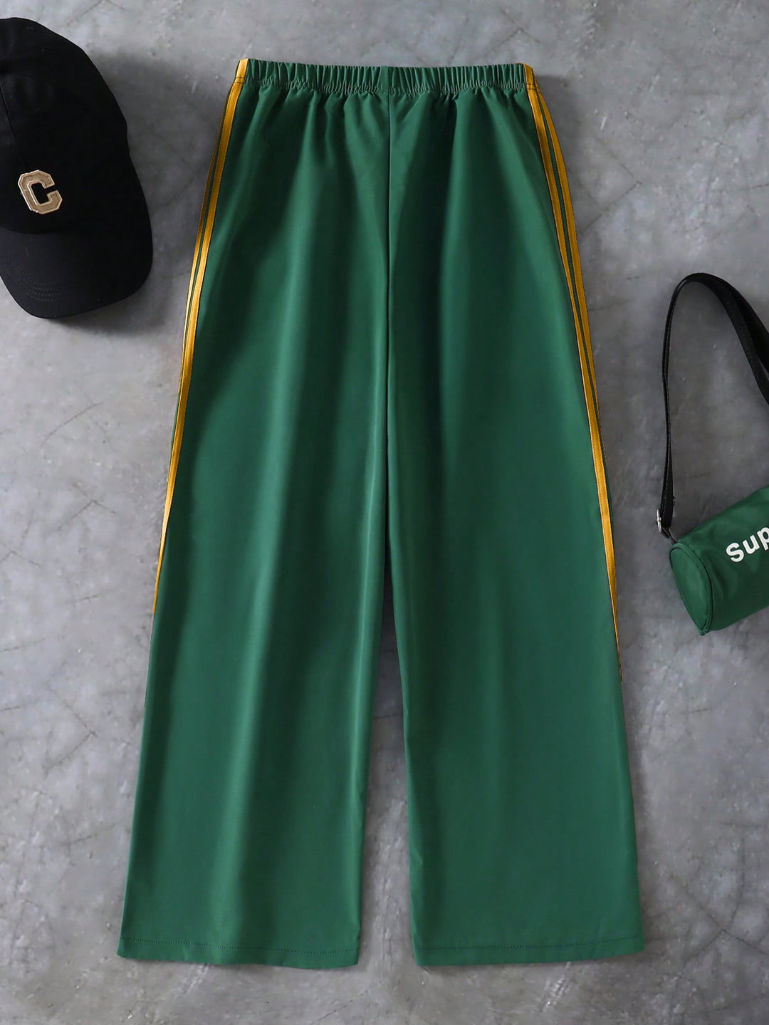 Pantaloni SHEIN, verde