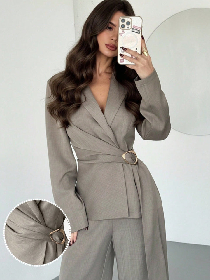 Costum SHEIN, maro