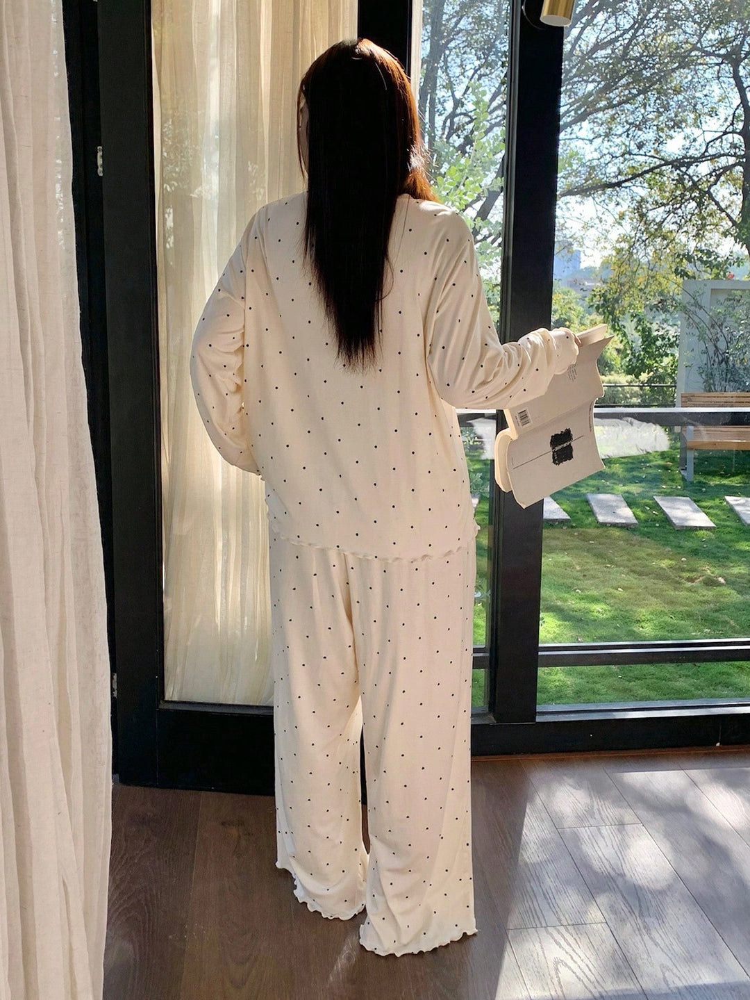 Set pijamale SHEIN, alb