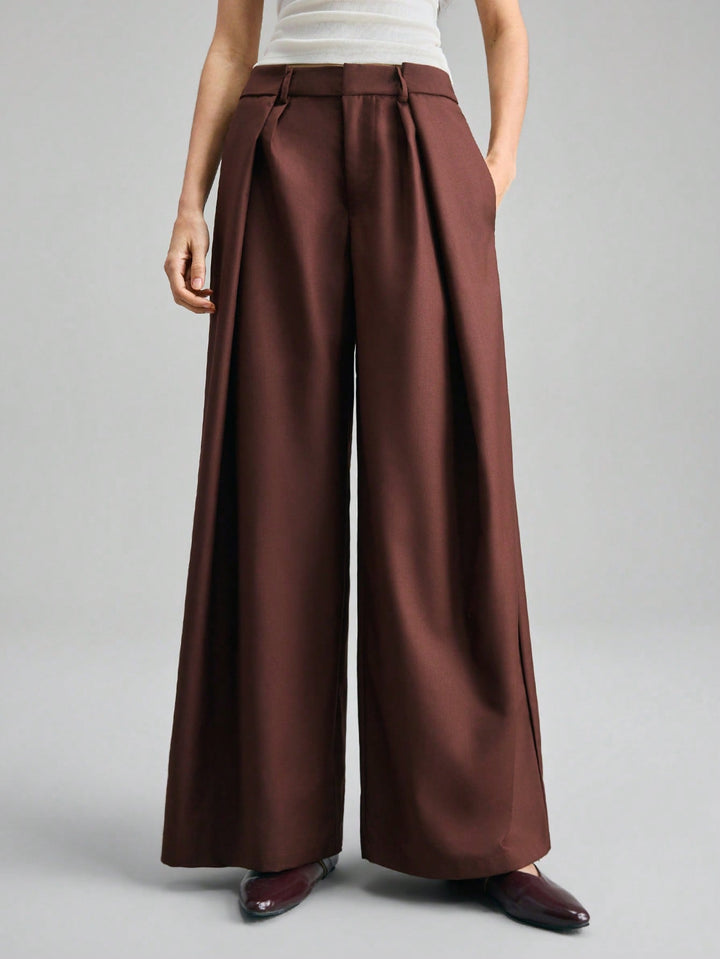 Pantaloni SHEIN, maro