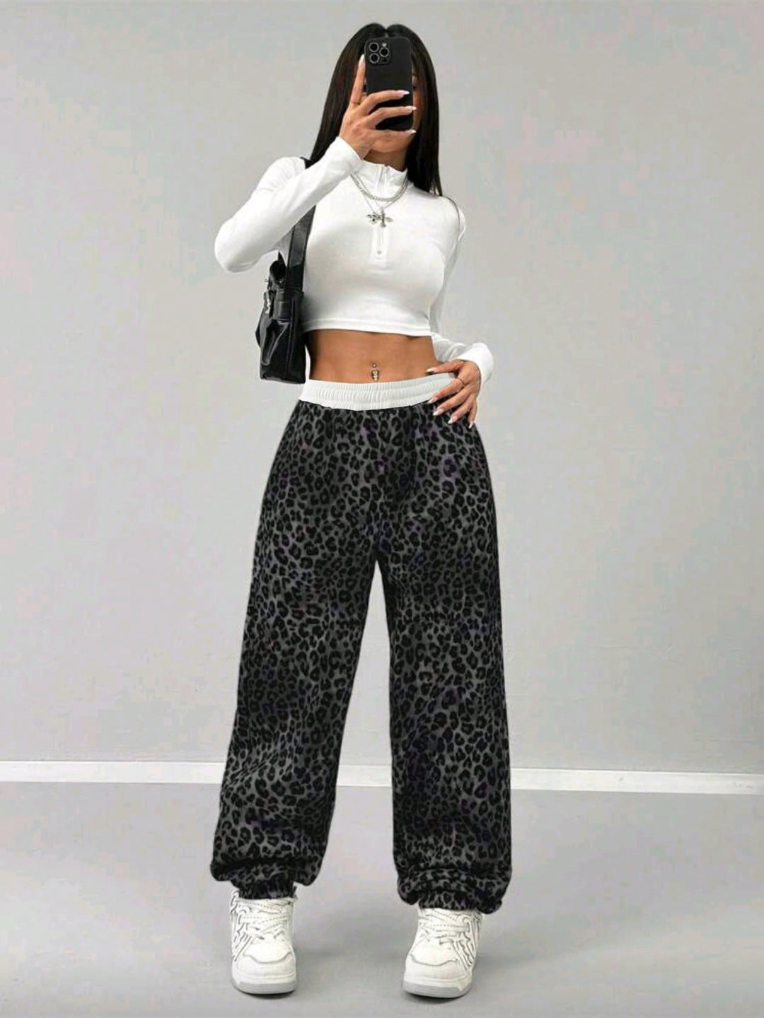 Pantaloni SHEIN, mix culori