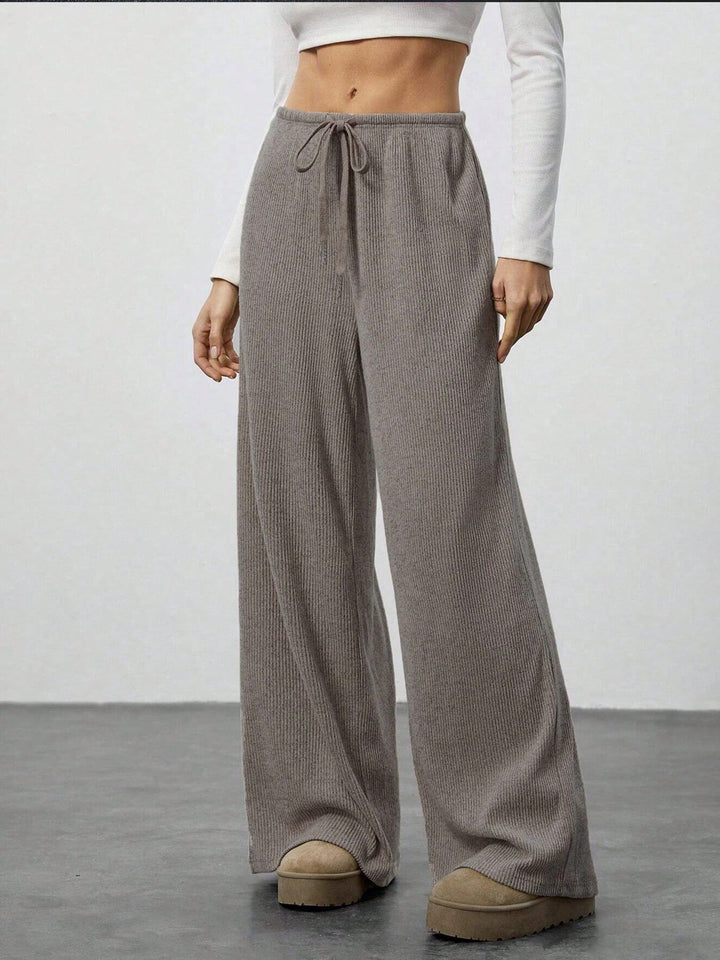 Pantaloni SHEIN, maro
