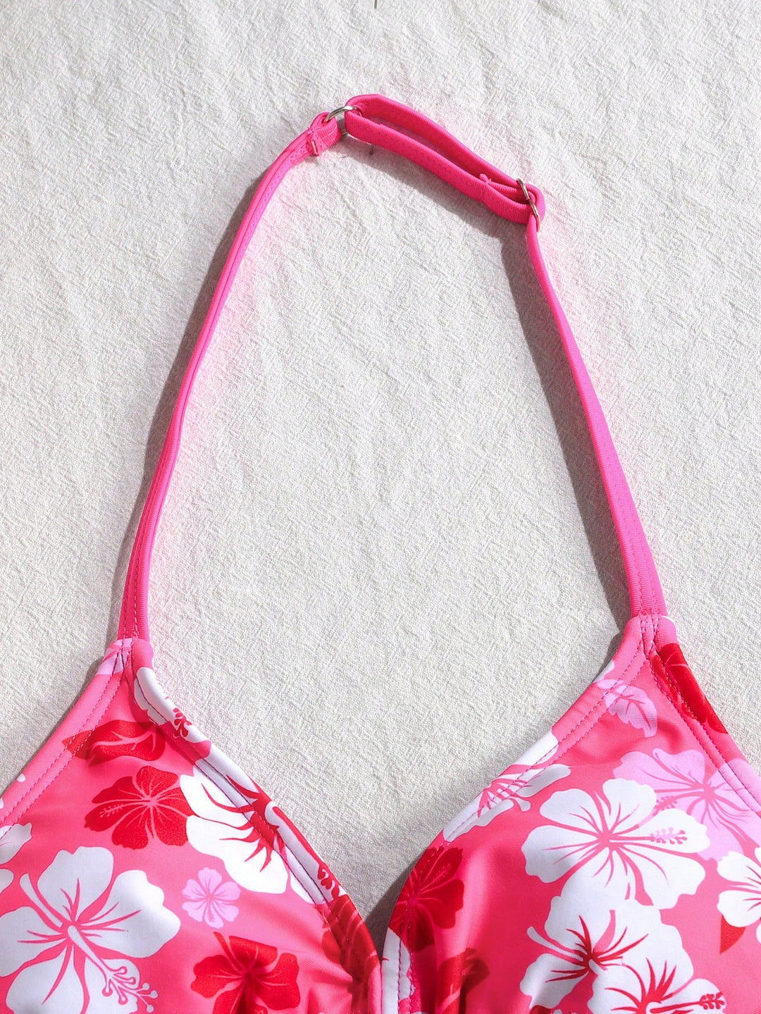 Set bikini SHEIN, roz