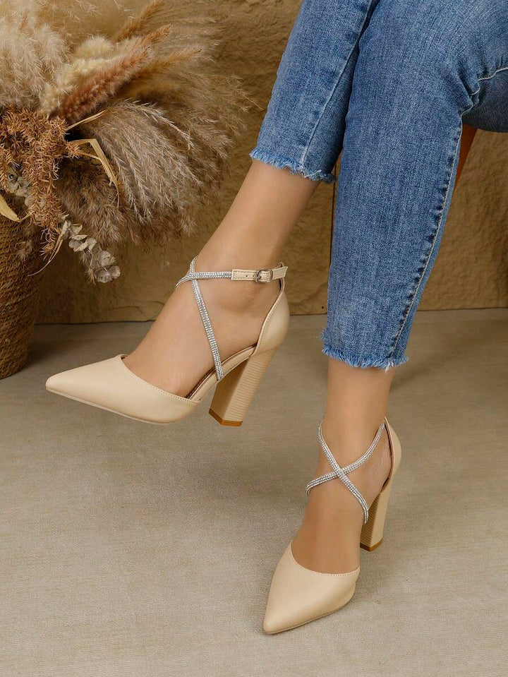 Pantofi cu toc SHEIN, bej