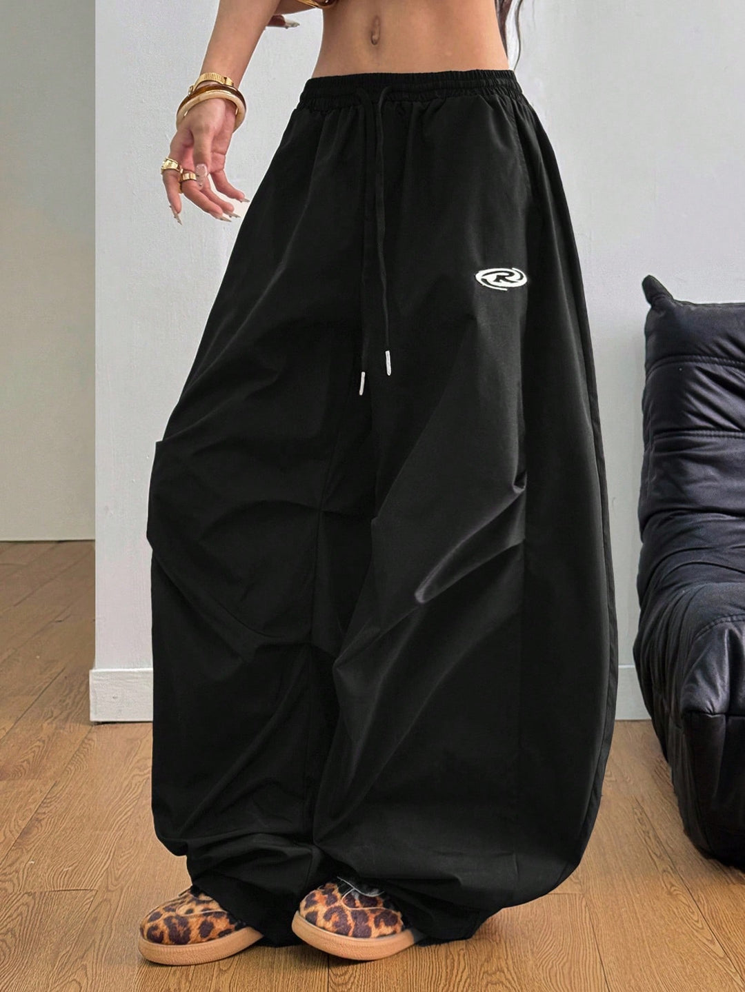 Pantaloni SHEIN