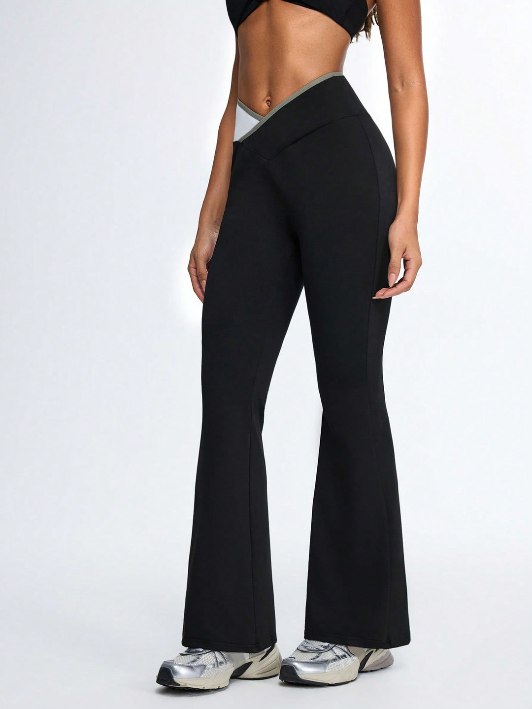 Pantaloni SHEIN, negru