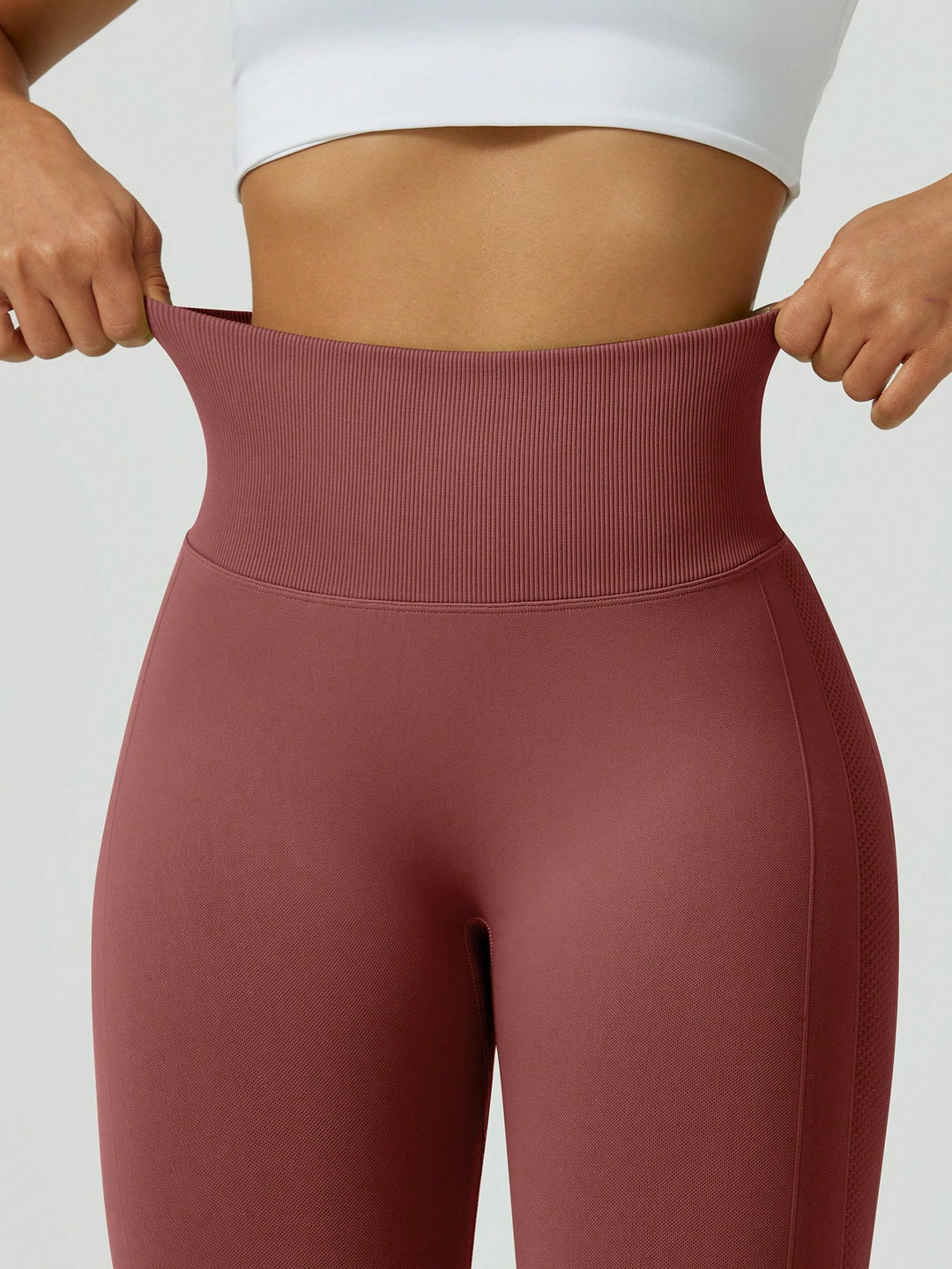 Pantaloni SHEIN, maro