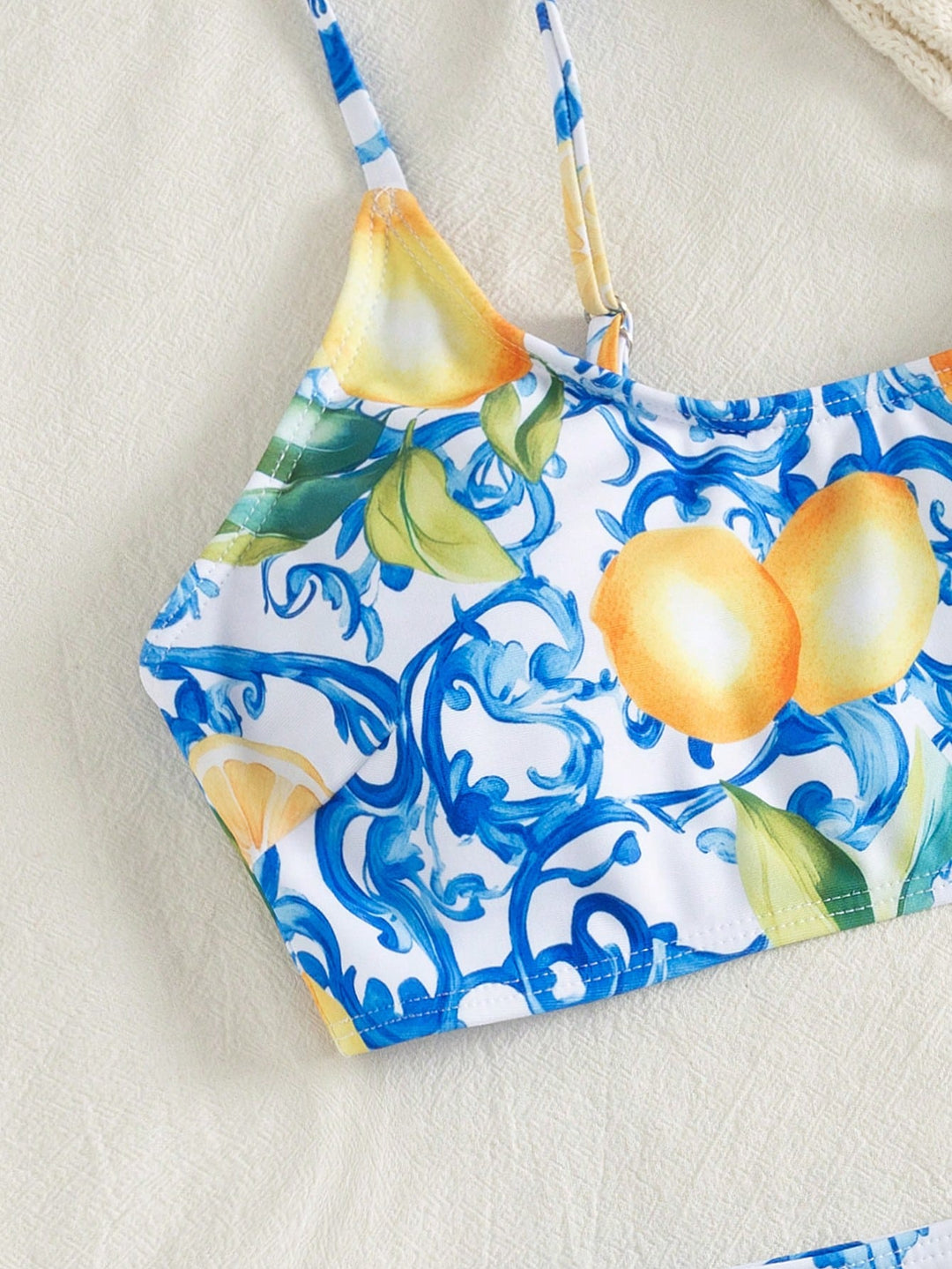 Set bikini SHEIN, mix culori