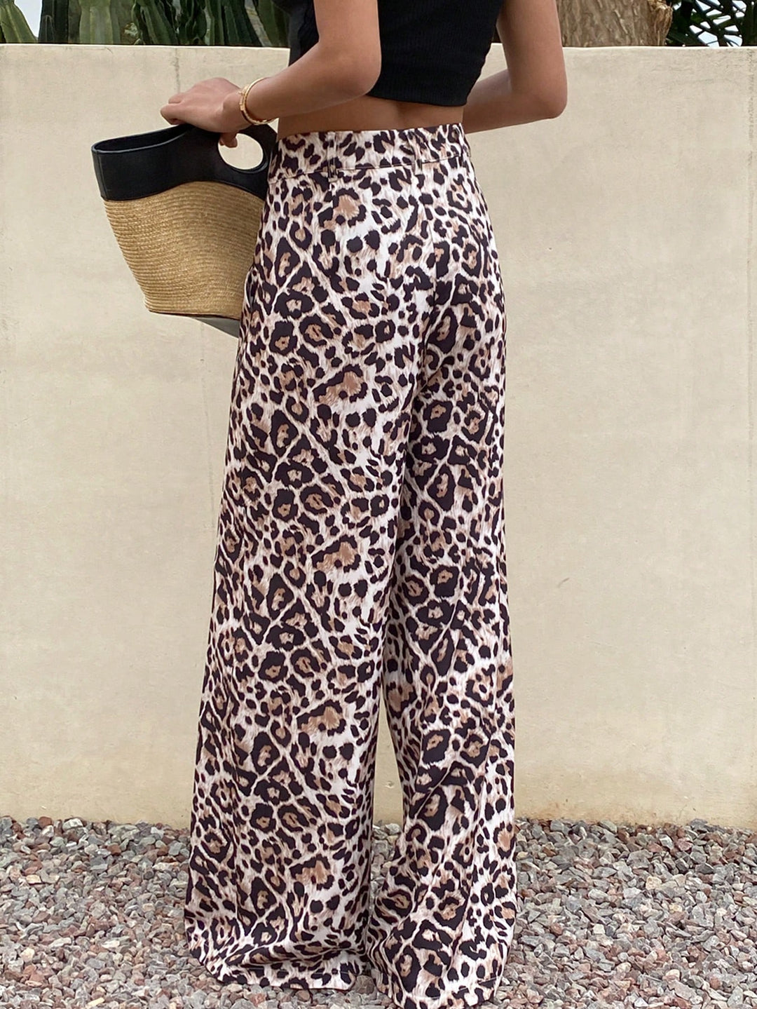 Pantaloni SHEIN, maro