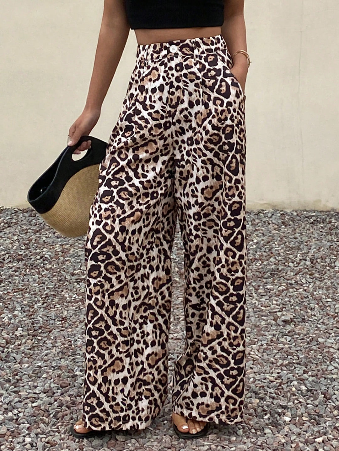 Pantaloni SHEIN, maro